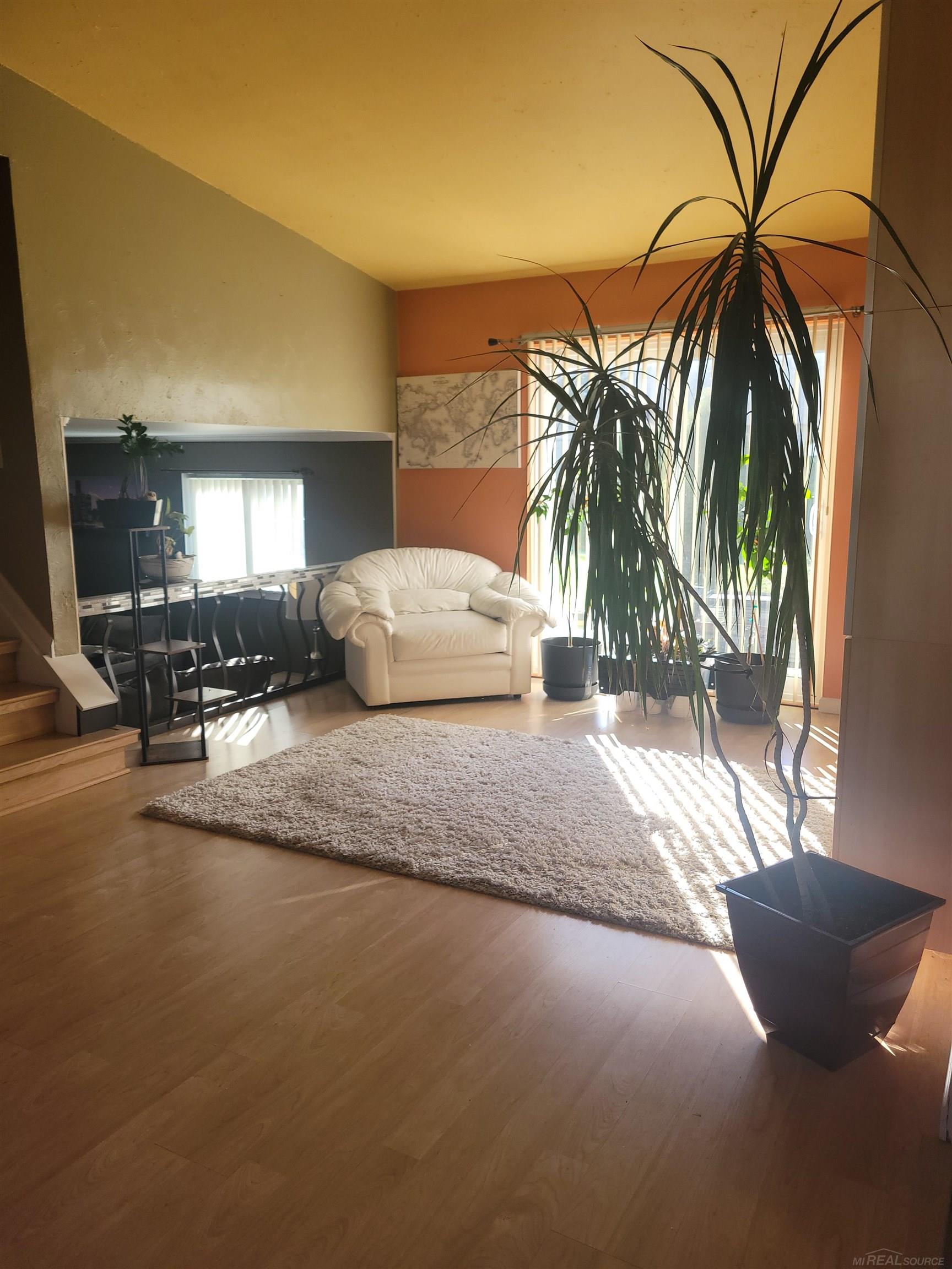 Photo 4 of Single family home for sale at 42619 Walker St, Clinton Township, MI 48038 | MLS# 58050224116 | Listing updated on 2026-10-07