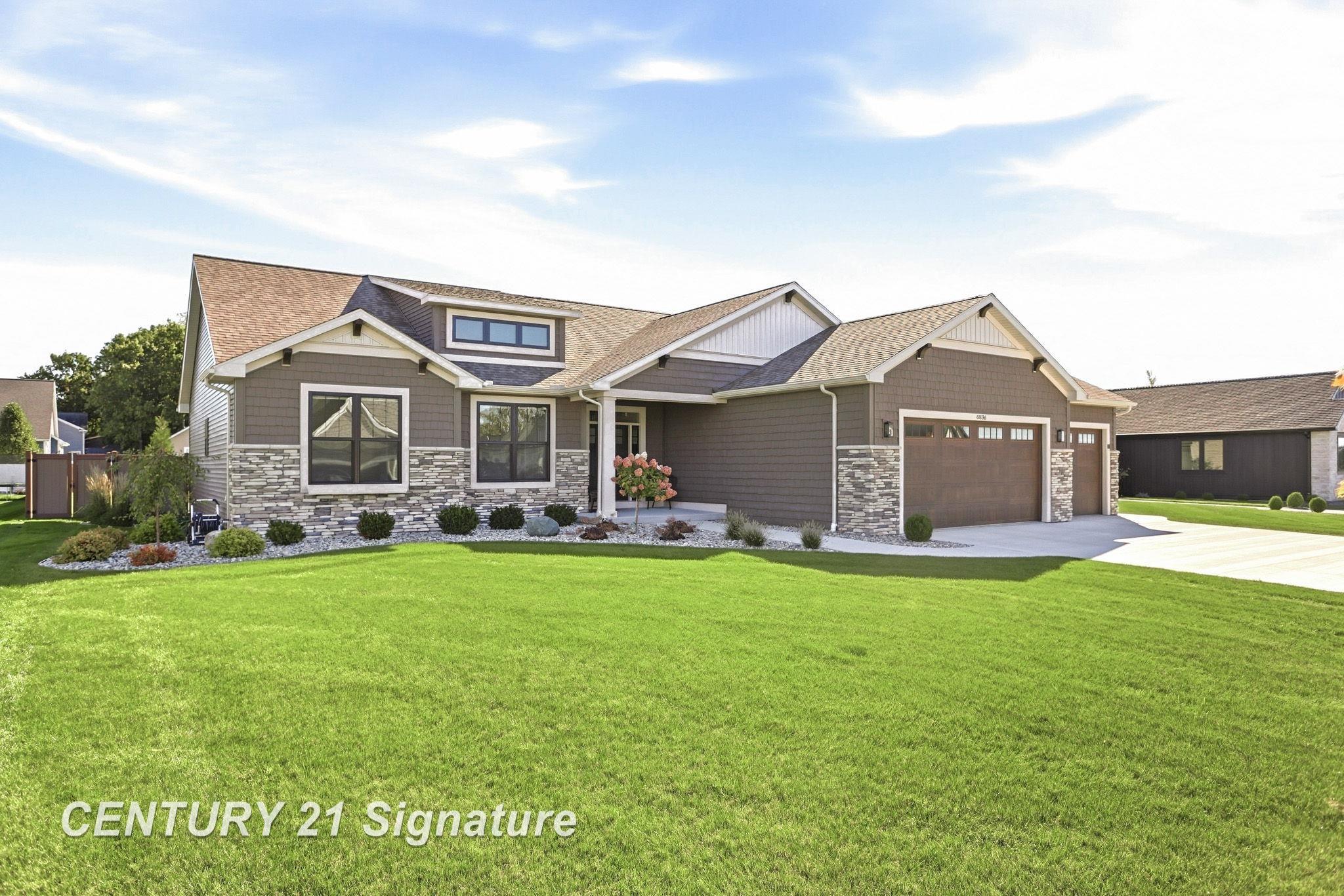 Single family home for sale at 8836 Copper Ct, TittabawasseeTownship_Saginaw, MI 48623 | MLS# 61050224118