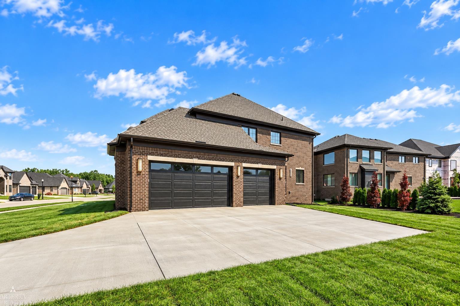 Photo 2 of Single family home for sale at 19246 Hamlin Lake Dr, Macomb, MI 48044 | MLS# 58050224126 | Listing updated on 2026-10-07