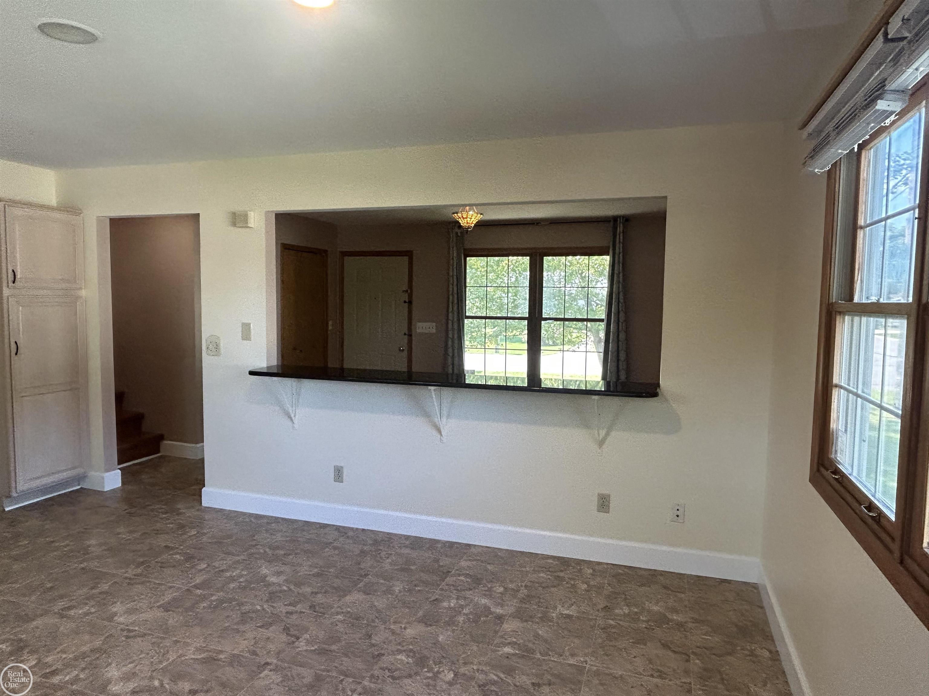 Photo 3 of Single family home for sale at 3255 Hessel Ave, Rochester Hills, MI 48307 | MLS# 58050224127 | Listing updated on 2026-10-07