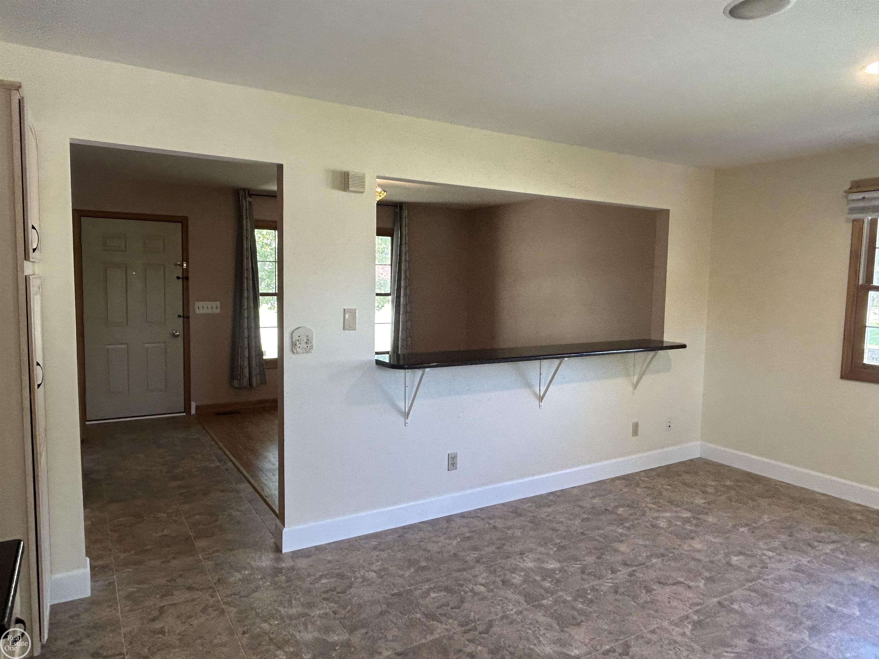 Photo 4 of Single family home for sale at 3255 Hessel Ave, Rochester Hills, MI 48307 | MLS# 58050224127 | Listing updated on 2026-10-07