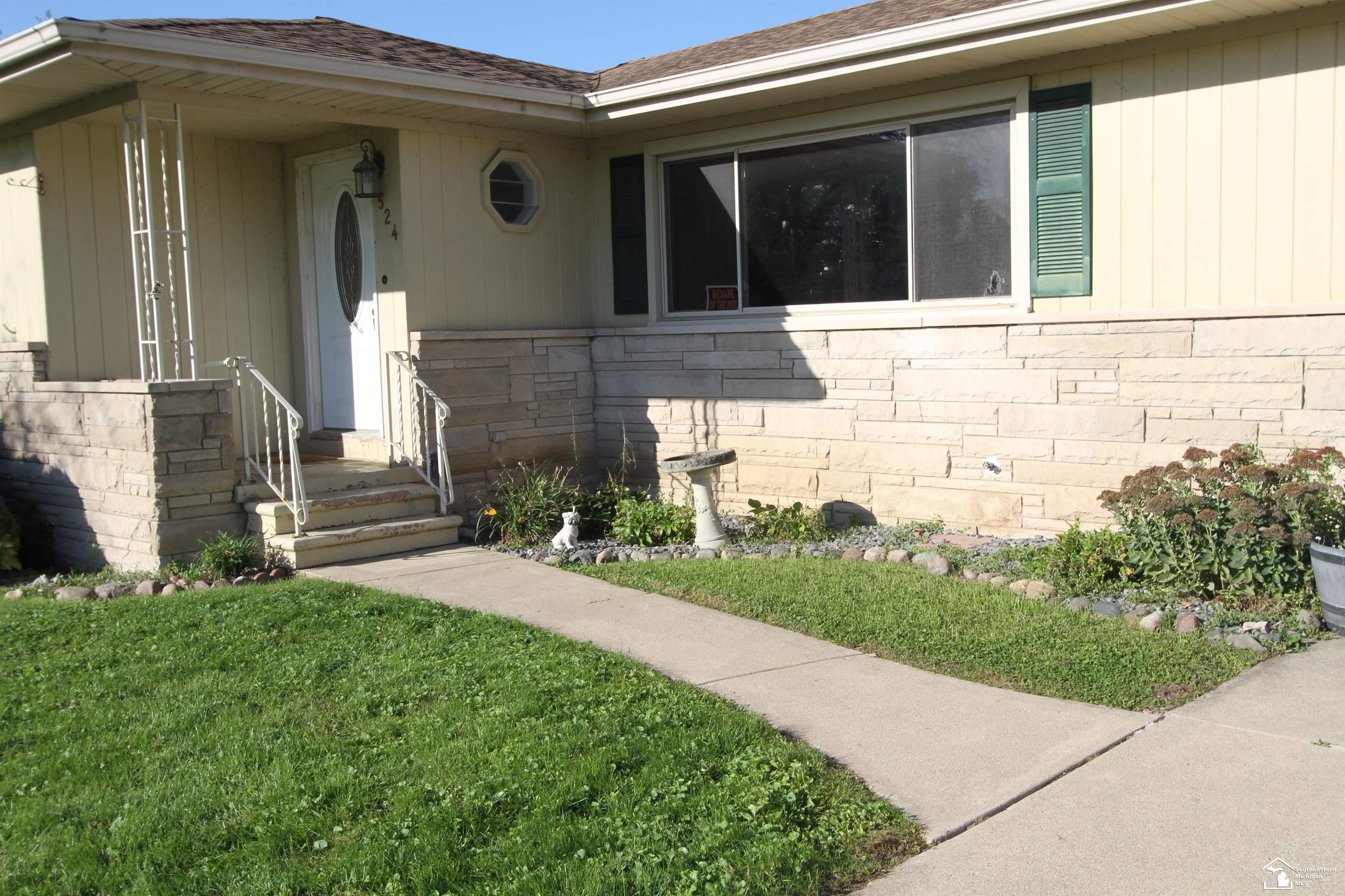 Photo 3 of Single family home for sale at 524 Concetta Dr, Monroe, MI 48161 | MLS# 57050224128 | Listing updated on 2026-10-08
