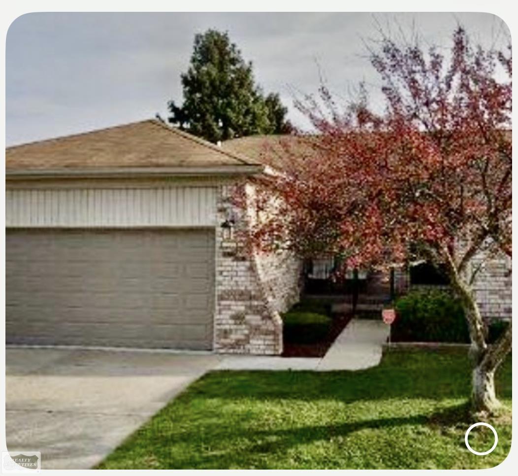 Photo 2 of Single family home for sale at 43642 Lakeview Blvd, Sterling Heights, MI 48313 | MLS# 58050224142 | Listing updated on 2026-10-08