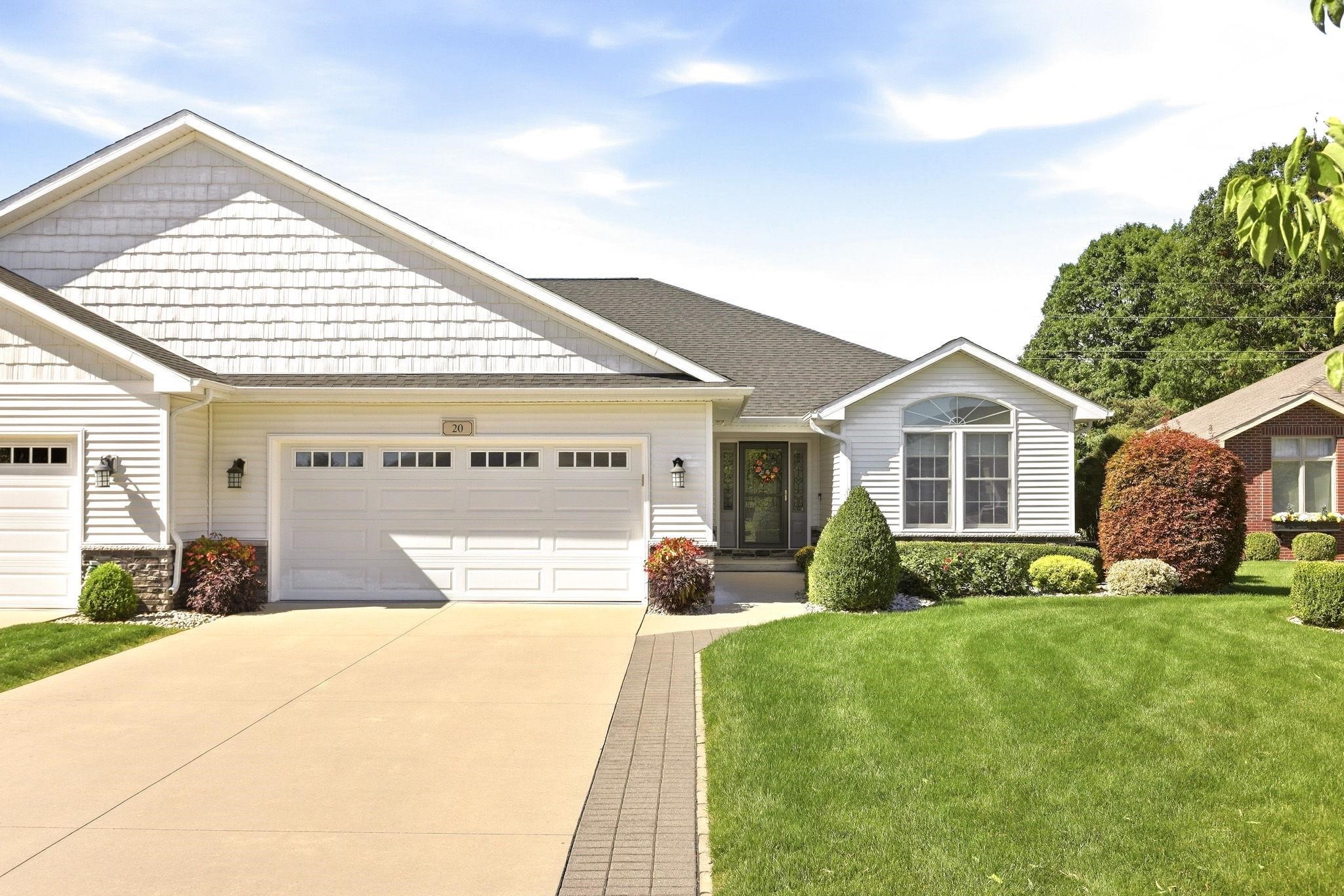 Photo 2 of Condo for sale at 20 Hanover Dr, Frankenmuth, MI 48734 | MLS# 61050224148 | Listing updated on 2026-10-08