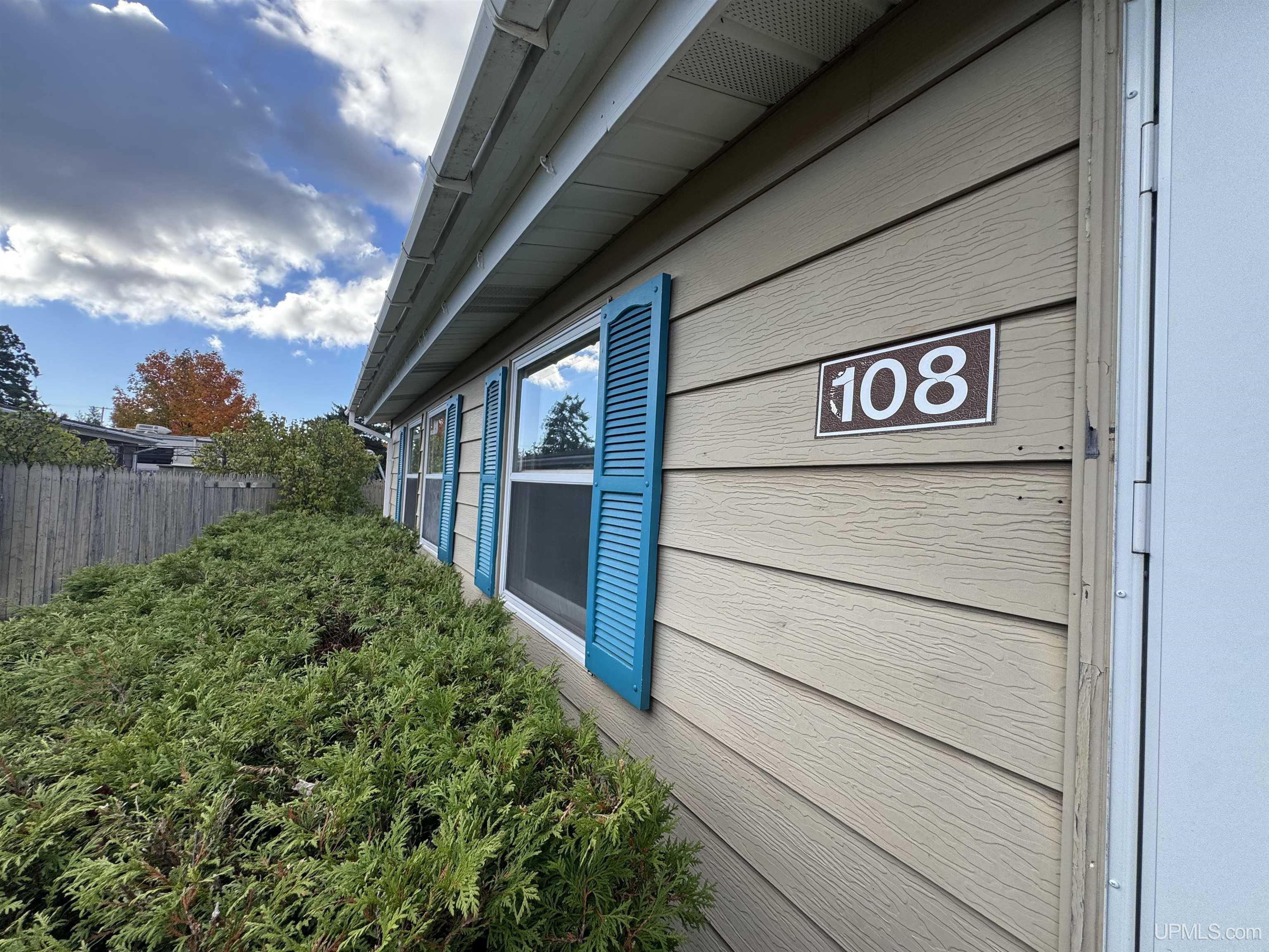Photo 2 of Single family home for sale at 108 Provider St, Gwinn, MI 49841 | MLS# 50224157 | Listing updated on 2026-10-08