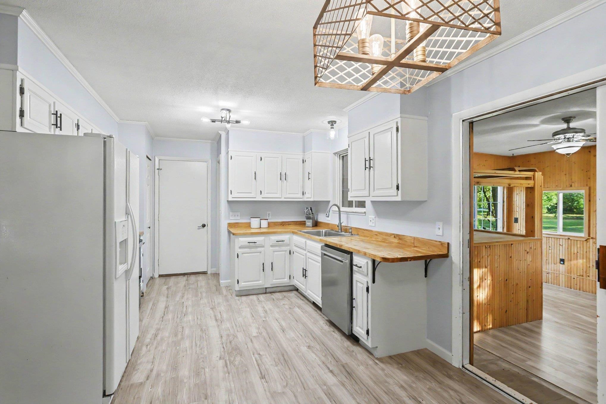 Photo 4 of Single family home for sale at 10021 Briarwood Ln, Freeland, MI 48623 | MLS# 50224164 | Listing updated on 2026-10-07