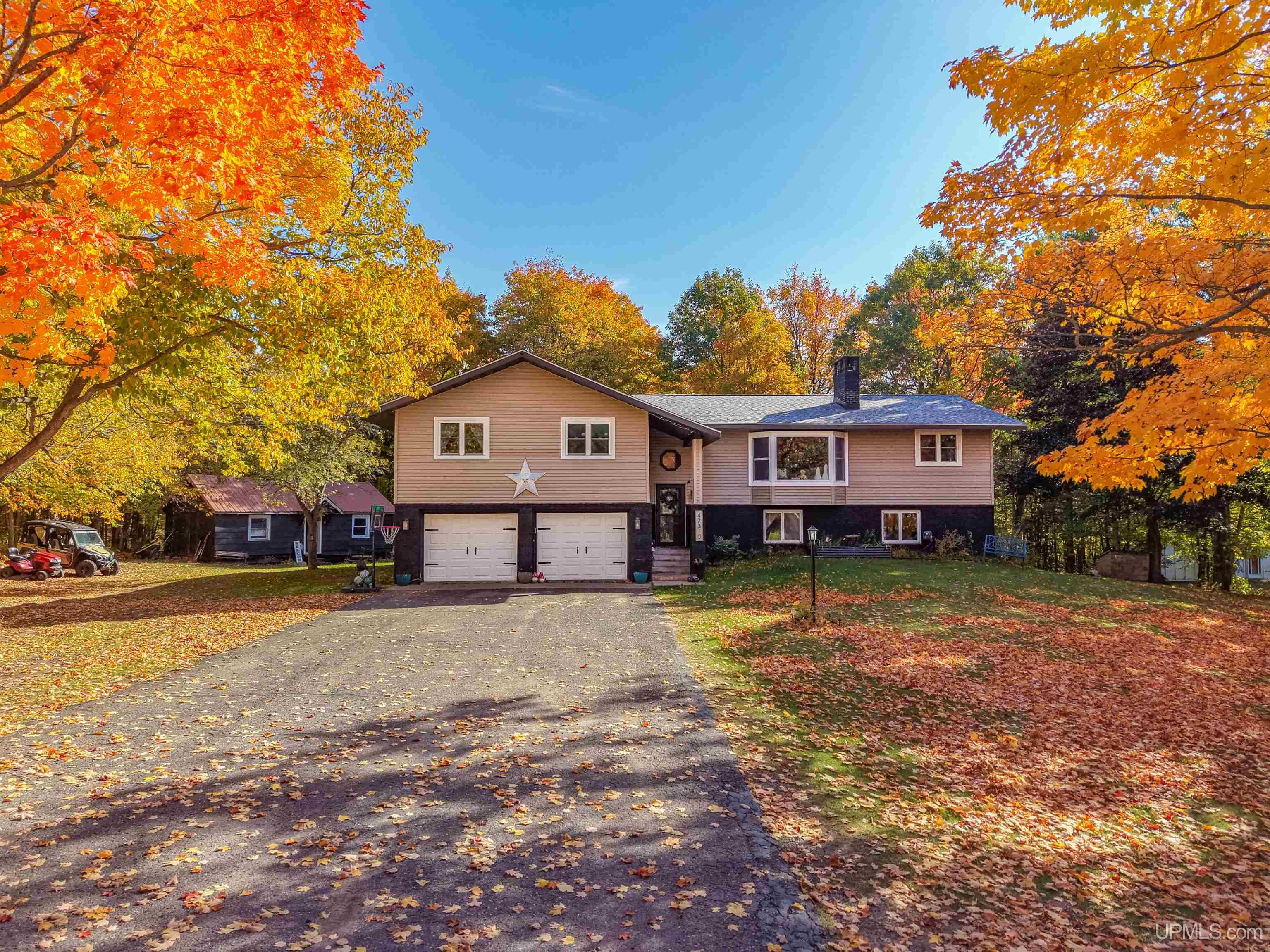 Single family home for sale at 47310 Edgewood Rd, Atlantic Mine, MI 49905 | MLS# 50224168