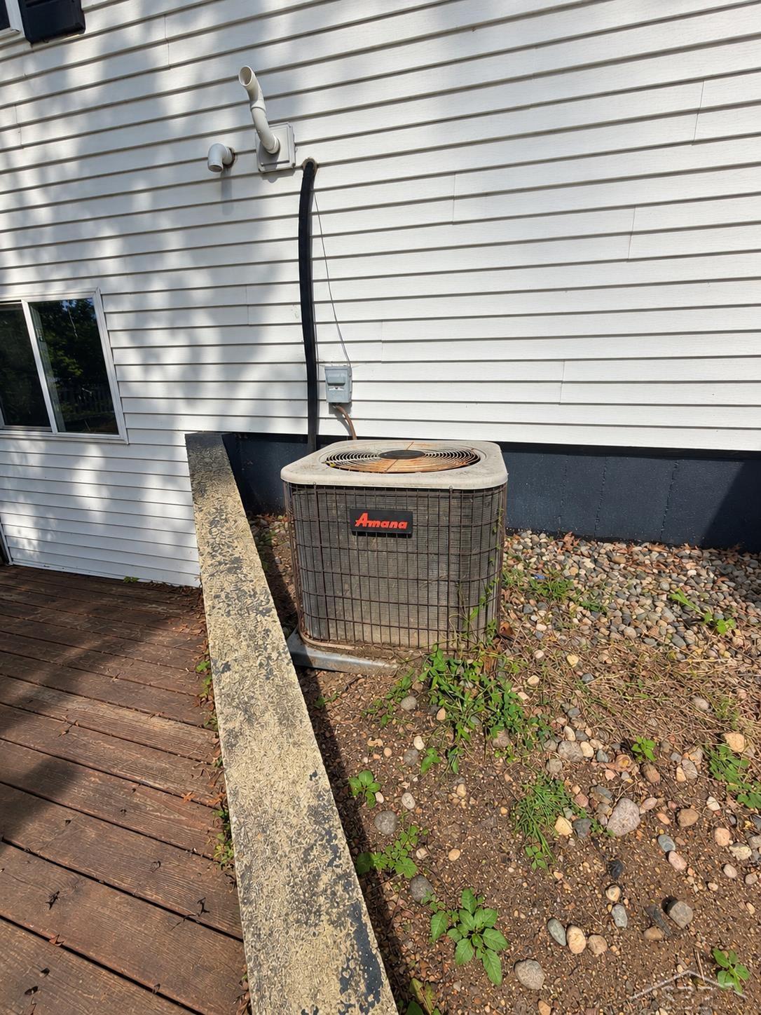 Photo 4 of Single family home for sale at 353 Wa Wee Nork Dr, Battle Creek, MI 49015 | MLS# 61050224187 | Listing updated on 2026-10-08