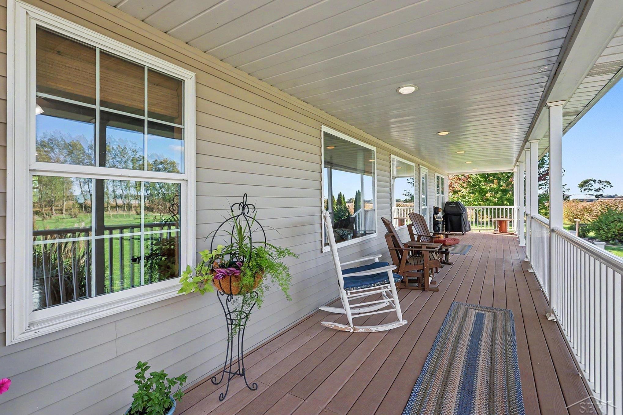 Photo 4 of Single family home for sale at 8080 Peet Rd, Chesaning, MI 48616 | MLS# 61050224203 | Listing updated on 2026-10-08