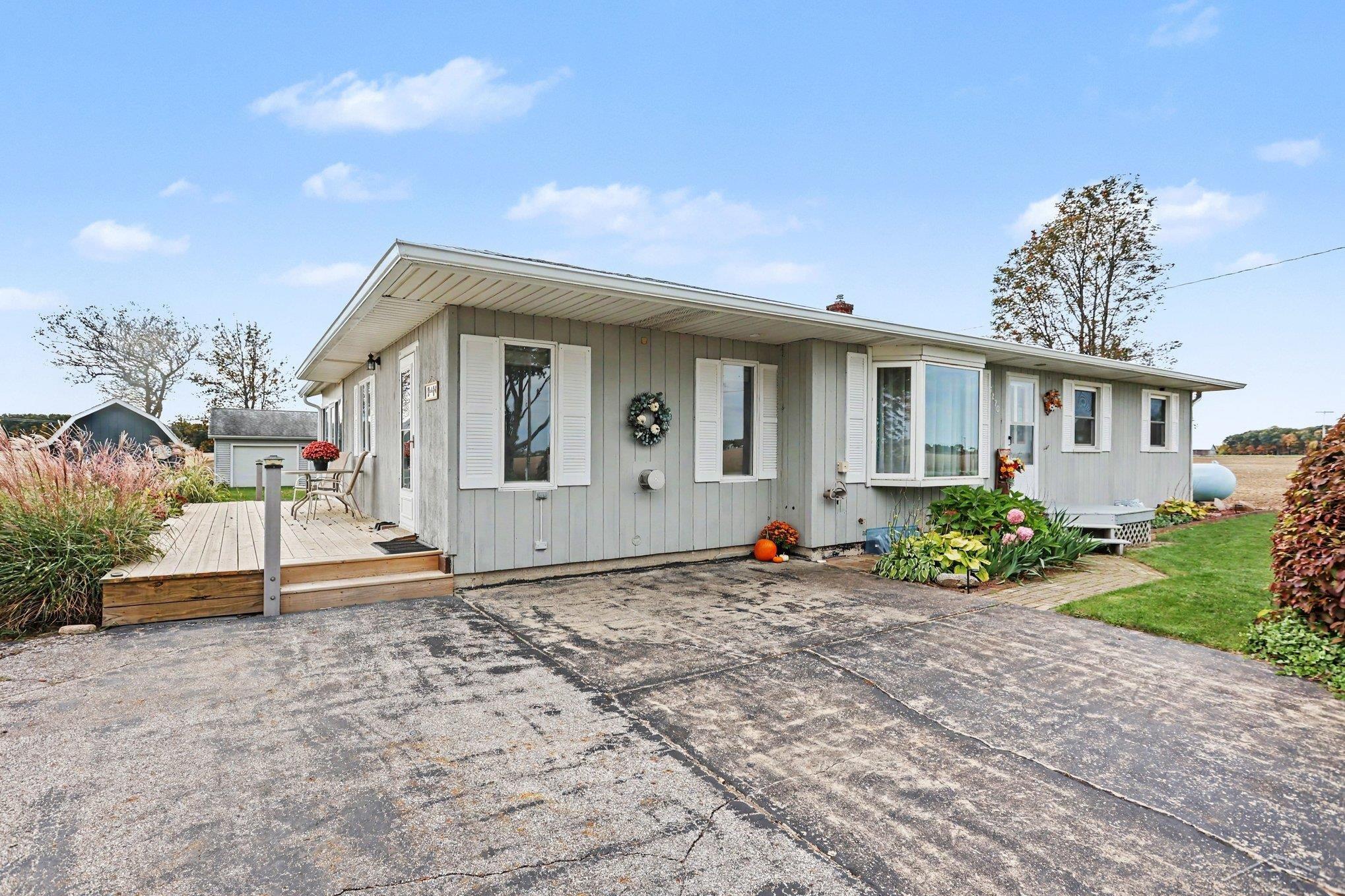 Photo 2 of Single family home for sale at 7270 Bradley Rd, Saginaw, MI 48601 | MLS# 61050224205 | Listing updated on 2026-10-08