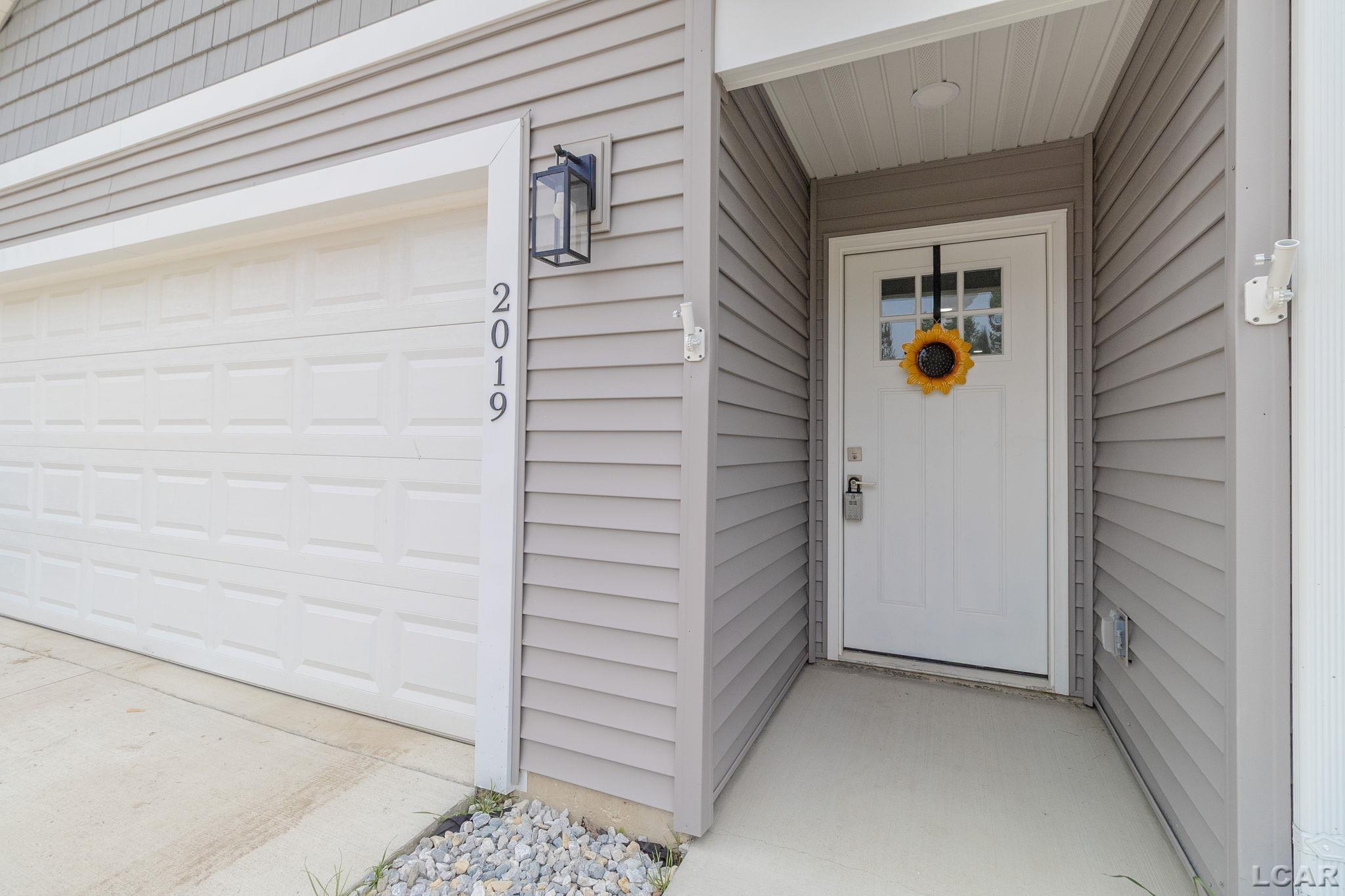 Photo 3 of Single family home for sale at 2019 Green Acres Dr, Adrian, MI 49221 | MLS# 56050224208 | Listing updated on 2026-10-08