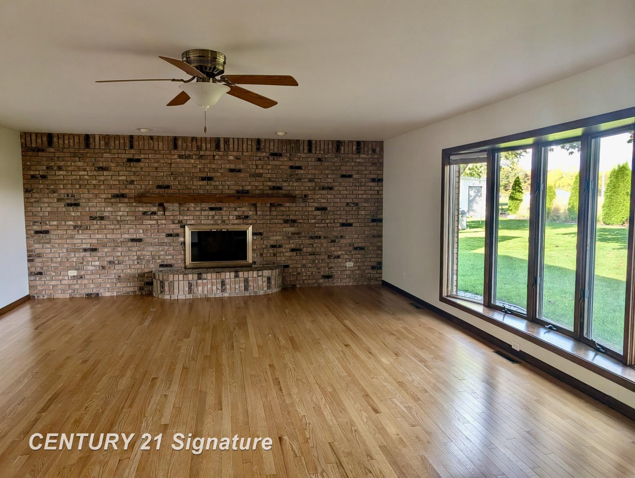 Photo 3 of Single family home for sale at 692 E Pilgrim Dr, Saginaw, MI 48638 | MLS# 61050224209 | Listing updated on 2026-10-08