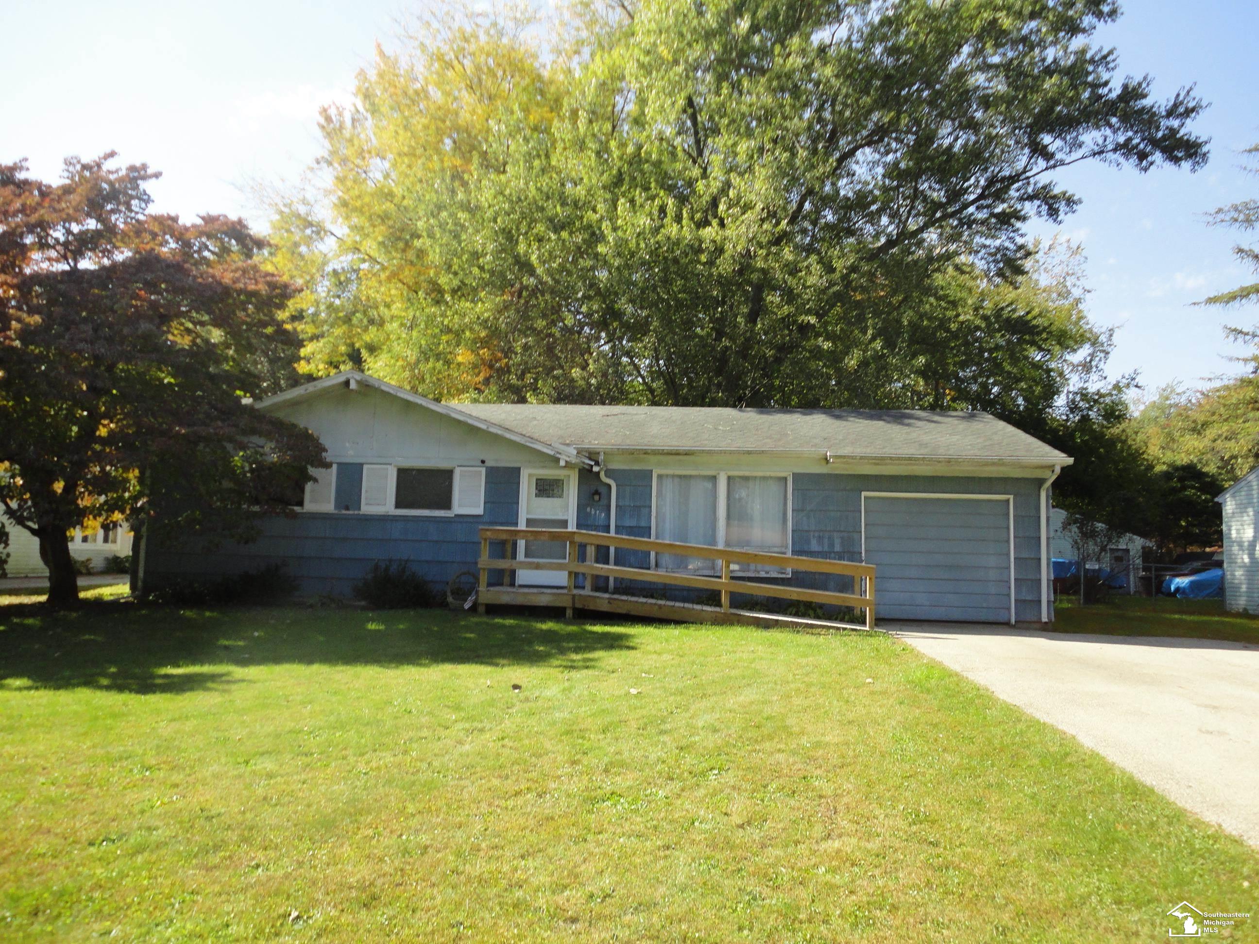 Photo 1 of Single family home for sale at 8579 Buerk Dr, Temperance, MI 48182 | MLS# 57050224219 | Listing updated on 2026-10-08