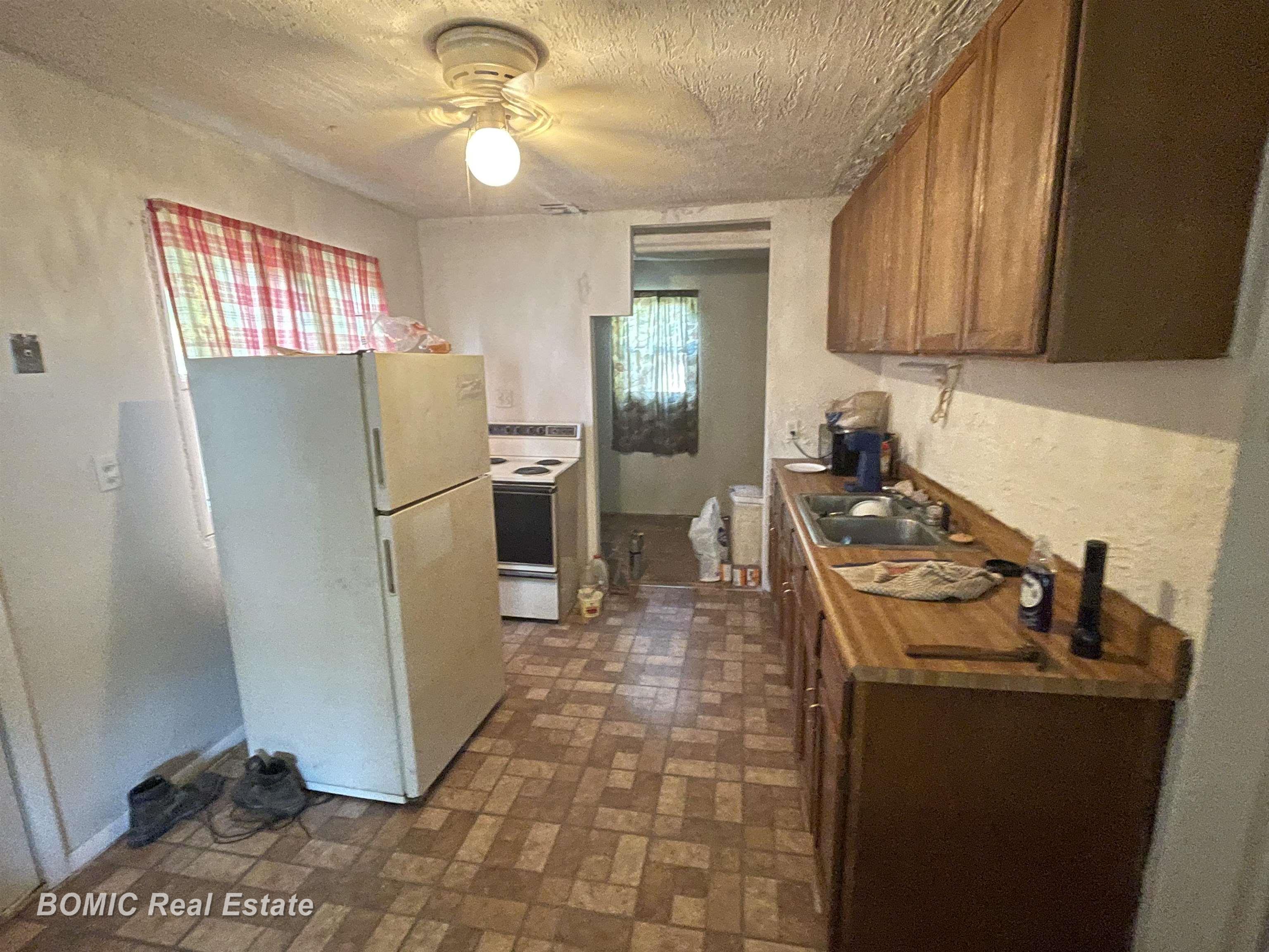 Photo 1 of Single family home for sale at 3944 Olive Rd, Saginaw, MI 48601 | MLS# 61050224236 | Listing updated on 2026-10-08