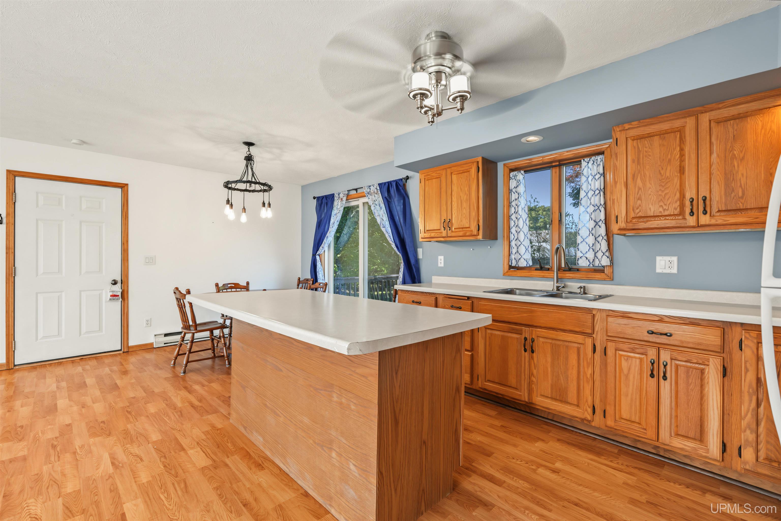 Photo 3 of Single family home for sale at 117 N 1st Street, Manistique, MI 49854 | MLS# 50224273 | Listing updated on 2026-10-08