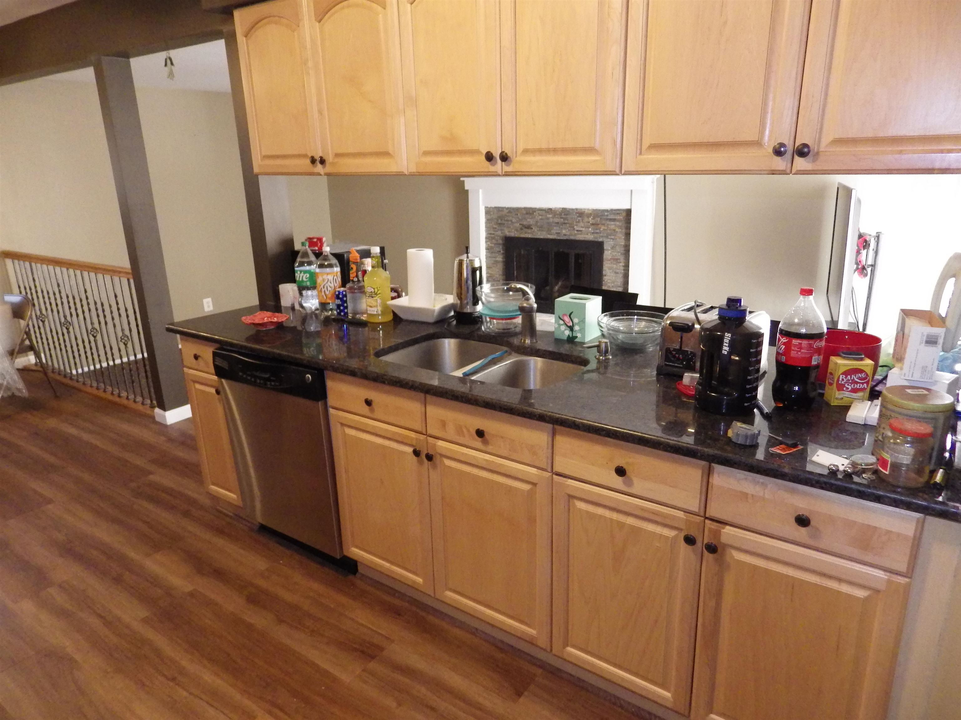 Photo 4 of Single family home for sale at 8244 Doncaster Dr, Sterling Heights, MI 48312 | MLS# 58050224316 | Listing updated on 2026-10-08