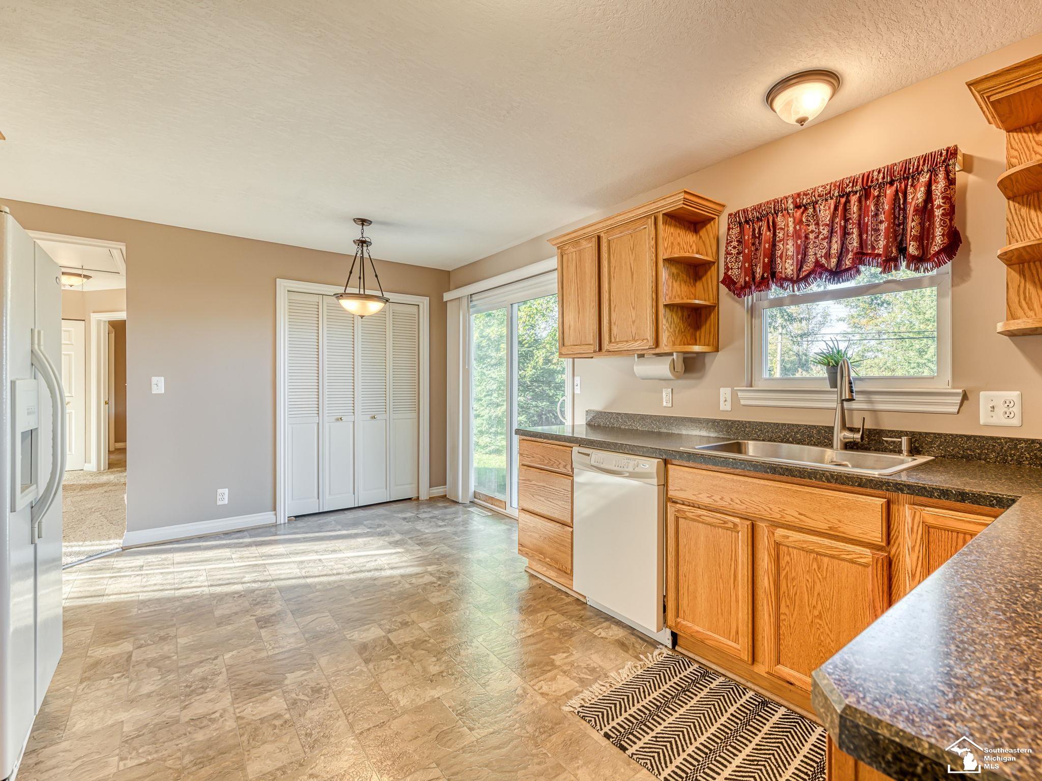 Photo 3 of Single family home for sale at 25484 Waltz Rd, New Boston, MI 48164 | MLS# 57050224321 | Listing updated on 2026-10-08