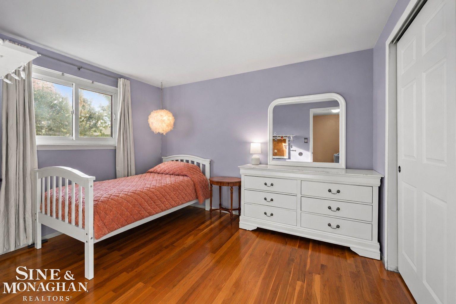 32012 Williamsburg