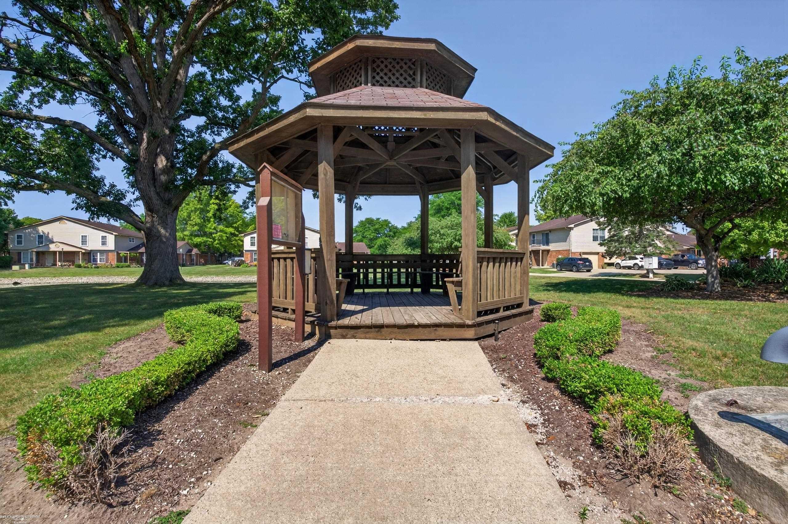 Listing Photo 38 - Condo for sale in 68260 Rosewood Ln located at 68260 Rosewood Ln, Richmond, MI 48062 - Unit 68260 Rosewood Ln