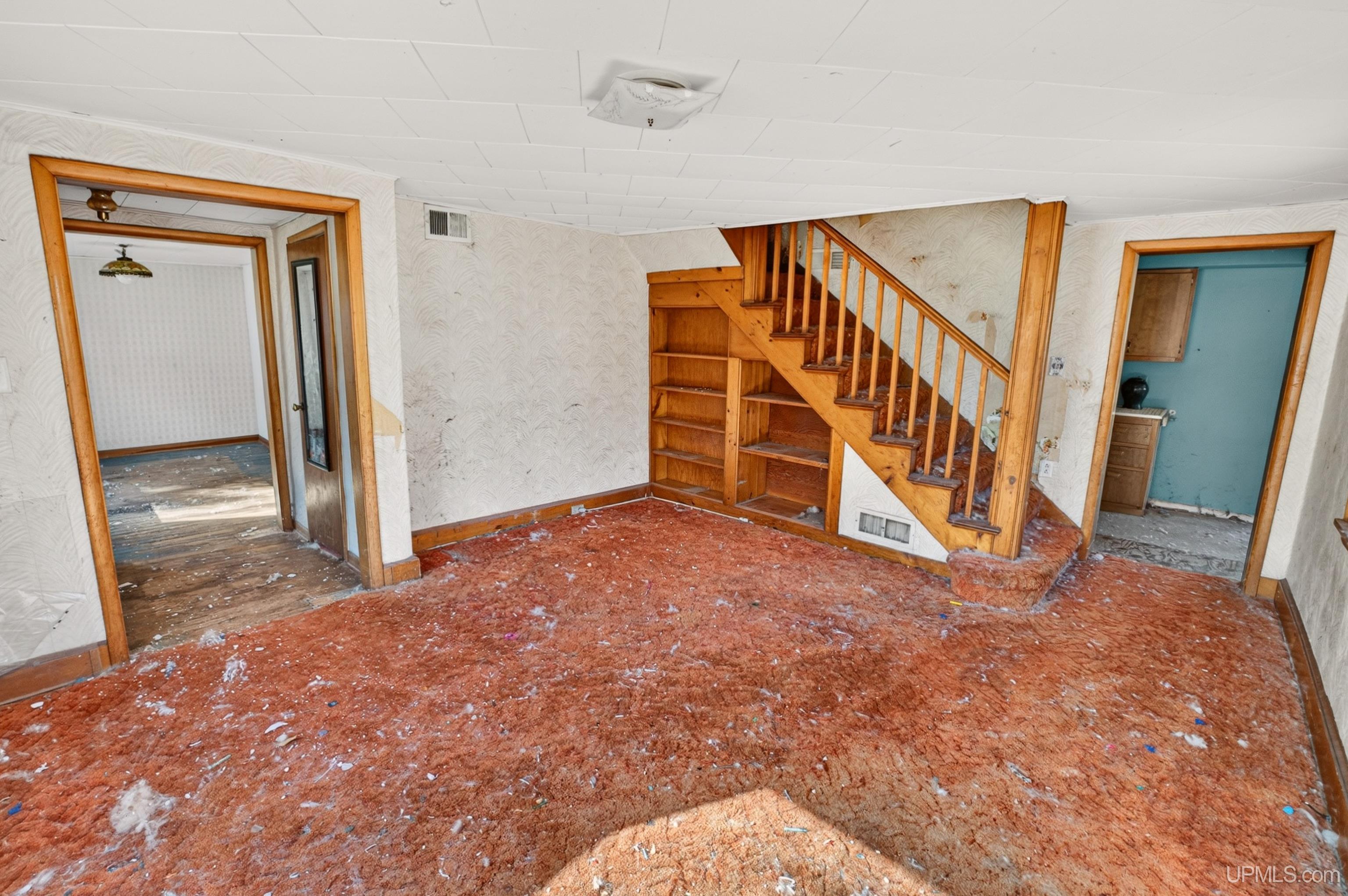 Photo 3 of Sale Pending at 129 Davis St, Ishpeming, MI 49849 | MLS# 50224838 | Listing updated on 2026-10-16