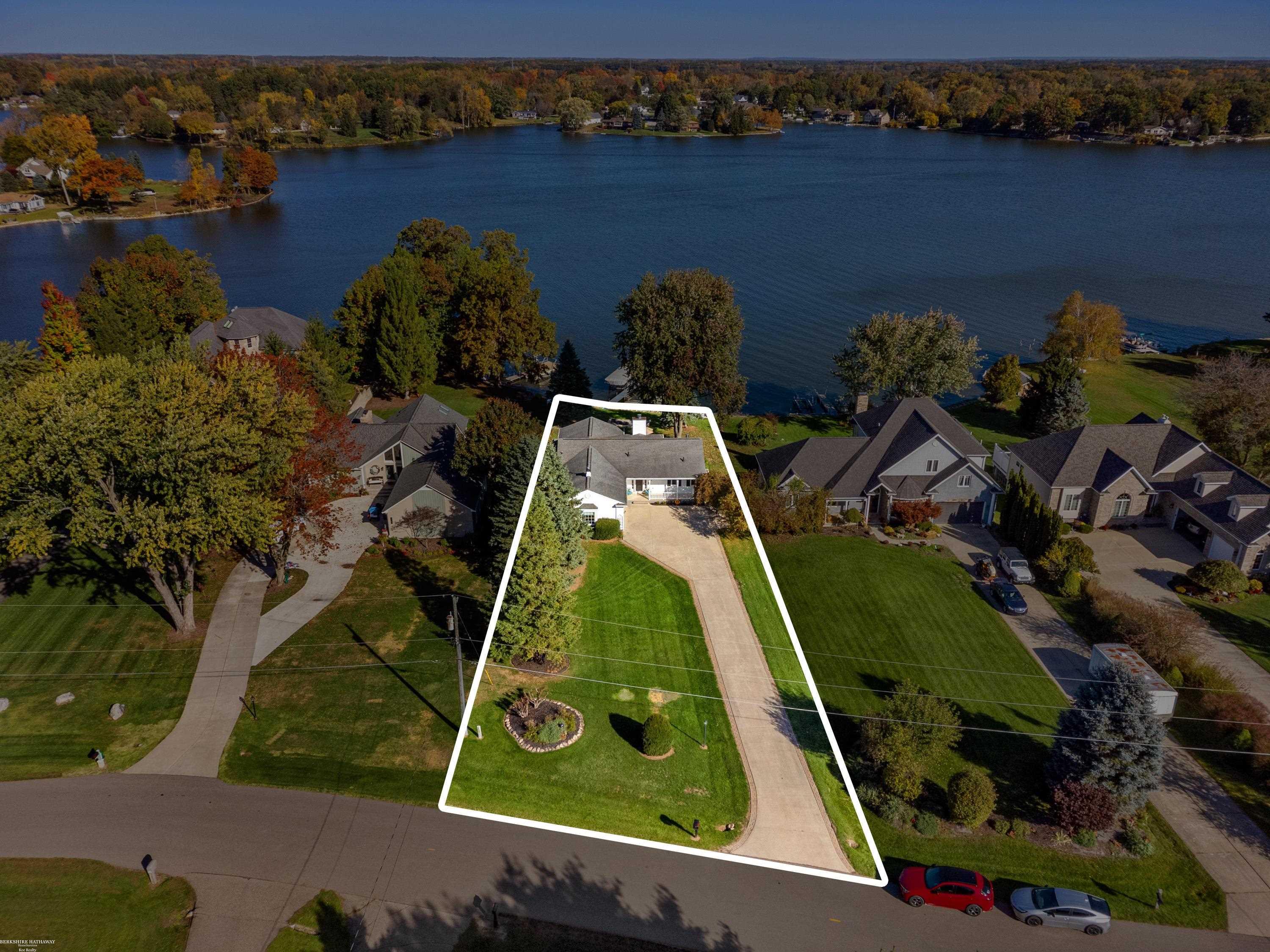 3772 Woodland Drive photo 4