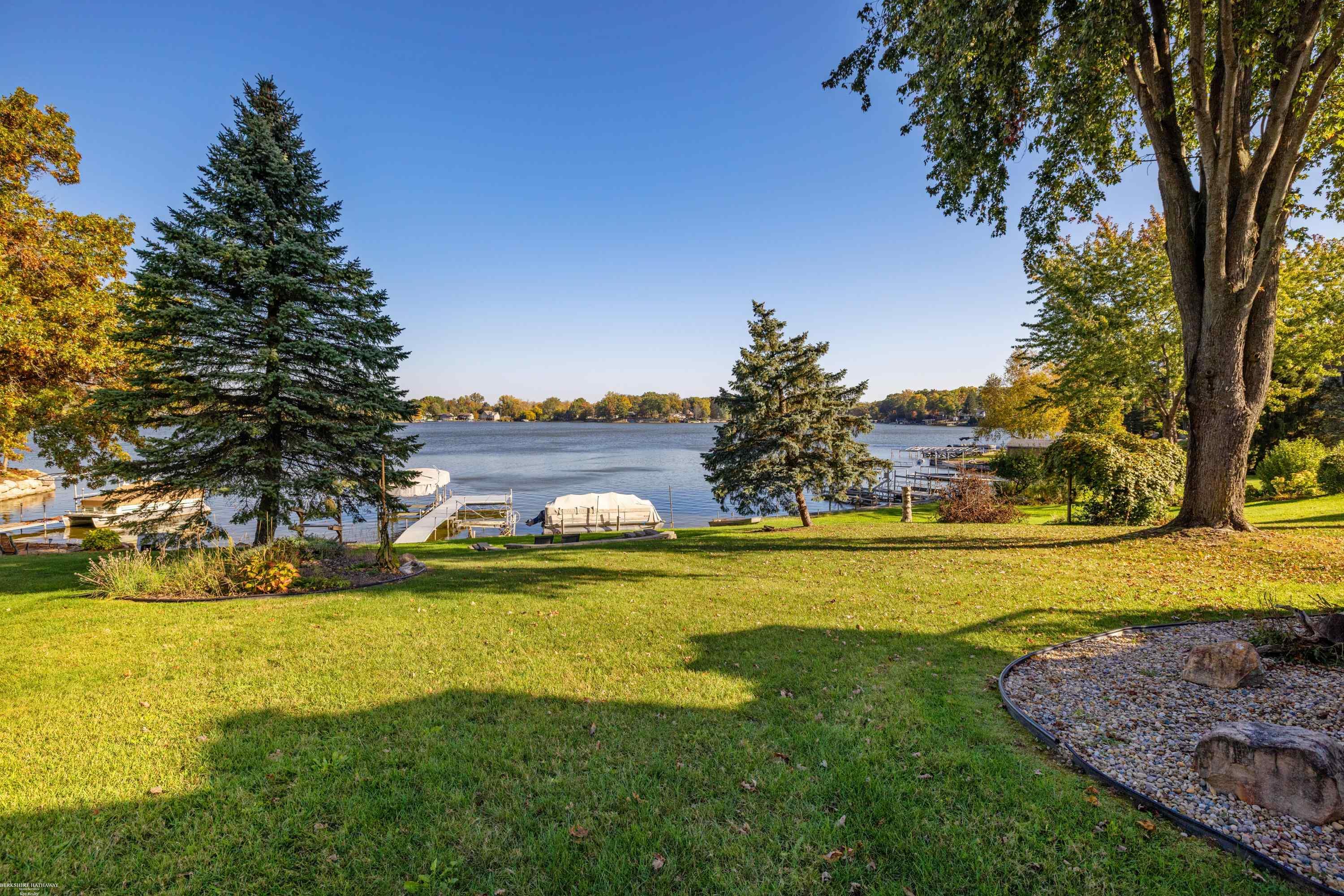 3772 Woodland Drive photo 8