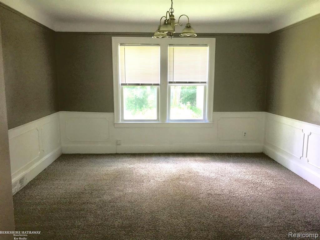 Photo 3 of Single family home for sale at 15890 Biltmore St, Detroit, MI 48227 | MLS# 58050225113 | Listing updated on 2026-10-20