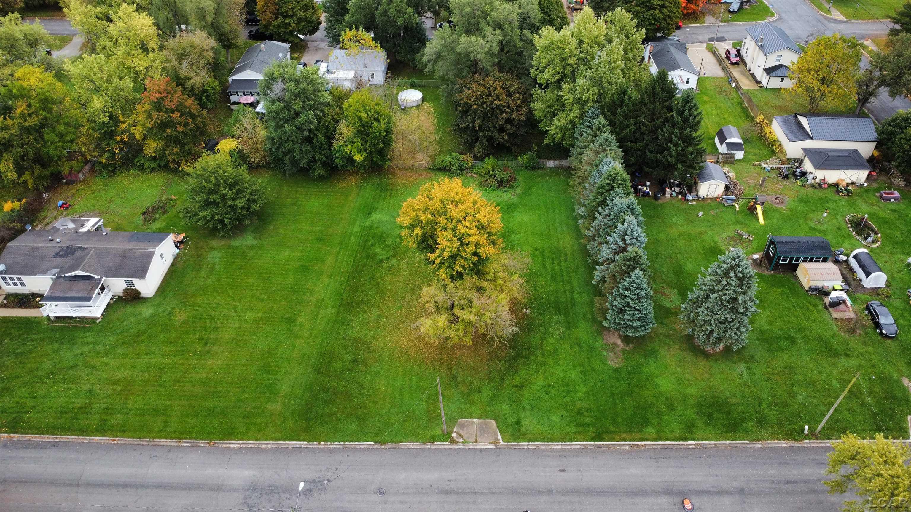 Photo 3 of Land for sale at 949 Hoch Ave, Adrian, MI 49221 | MLS# 56050225177 | Listing updated on 2026-10-16