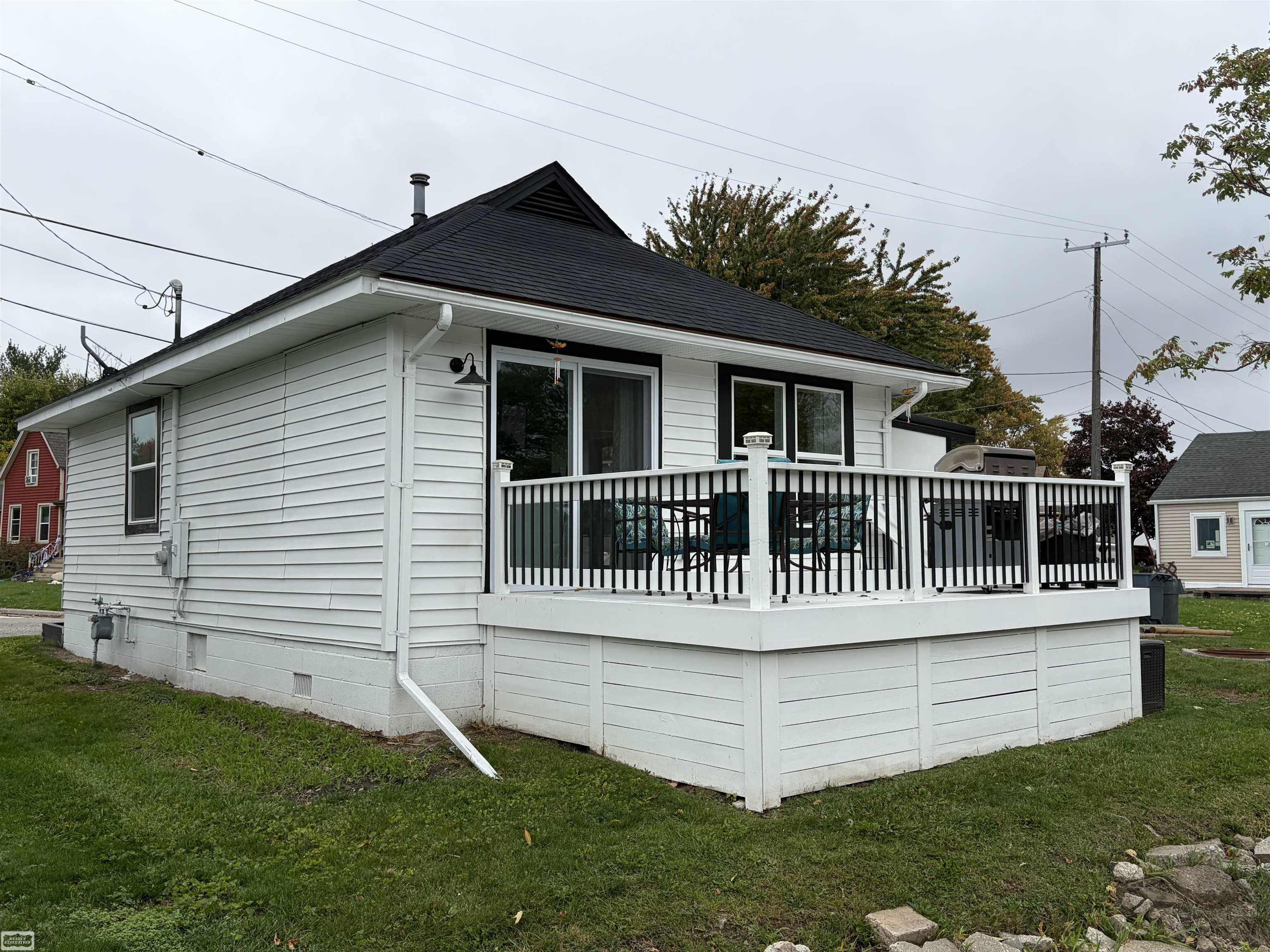 Photo 4 of Single family home for sale at 191 S Belle River Ave, Marine City, MI 48039 | MLS# 58050225235 | Listing updated on 2026-10-17