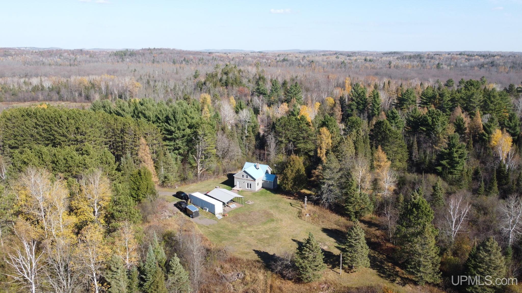 Photo 1 of Single family home for sale at 4539 W Center Dr, Hurley, WI 54534 | MLS# 50225257 | Listing updated on 2026-10-22