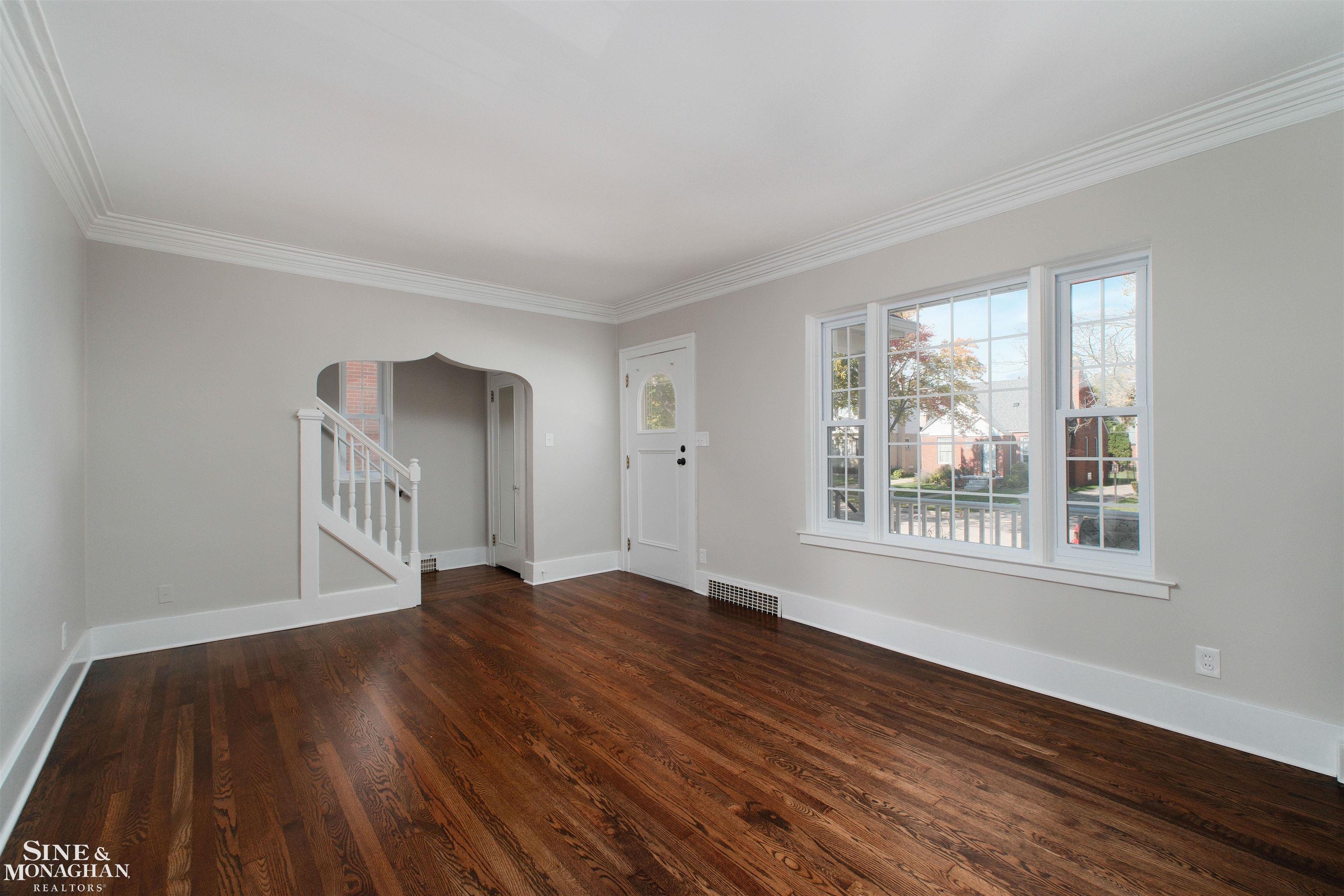 Photo 3 of Single family home for sale at 1837 Brys Dr, Grosse Pointe Woods, MI 48236 | MLS# 58050225303 | Listing updated on 2026-10-19
