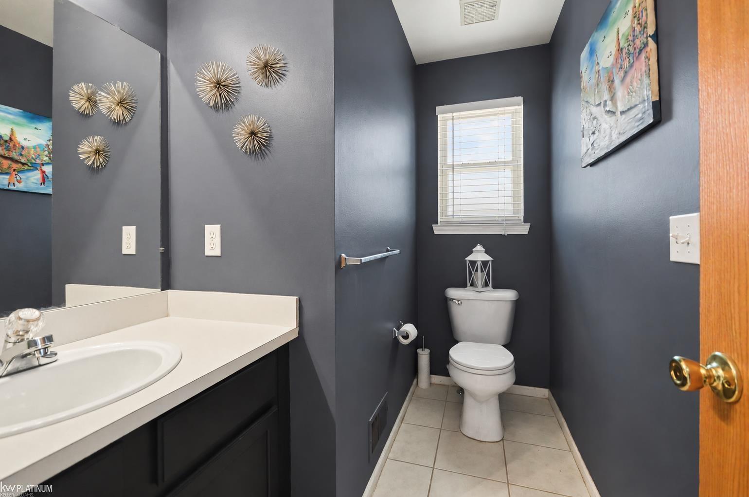 Photo 3 of Single family home for sale at 17786 Common Rd, Roseville, MI 48066 | MLS# 50225338 | Listing updated on 2026-10-20
