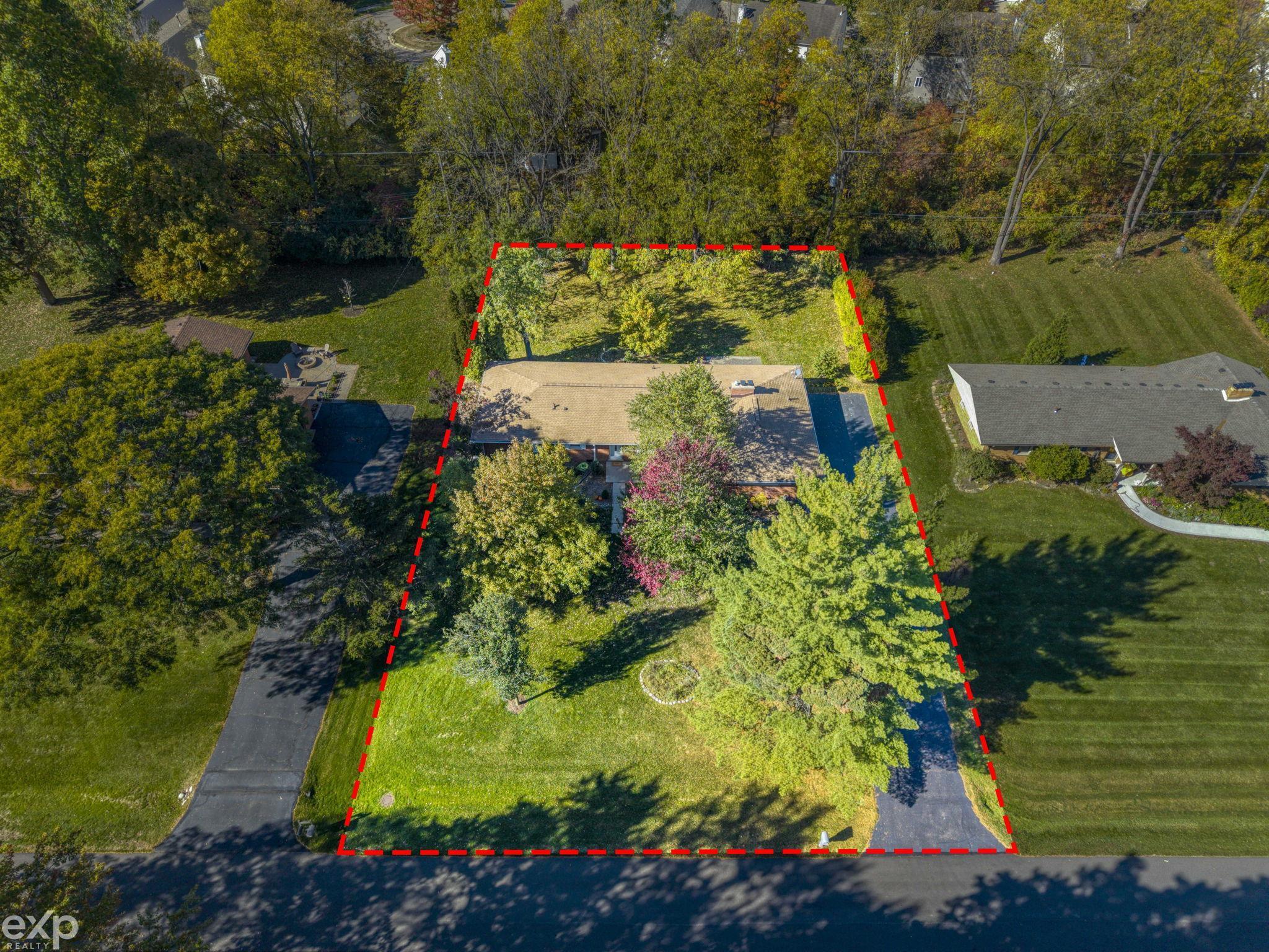 Photo 4 of Single family home for sale at 21017 Westfarm Ln, Northville, MI 48167 | MLS# 50225346 | Listing updated on 2026-10-21