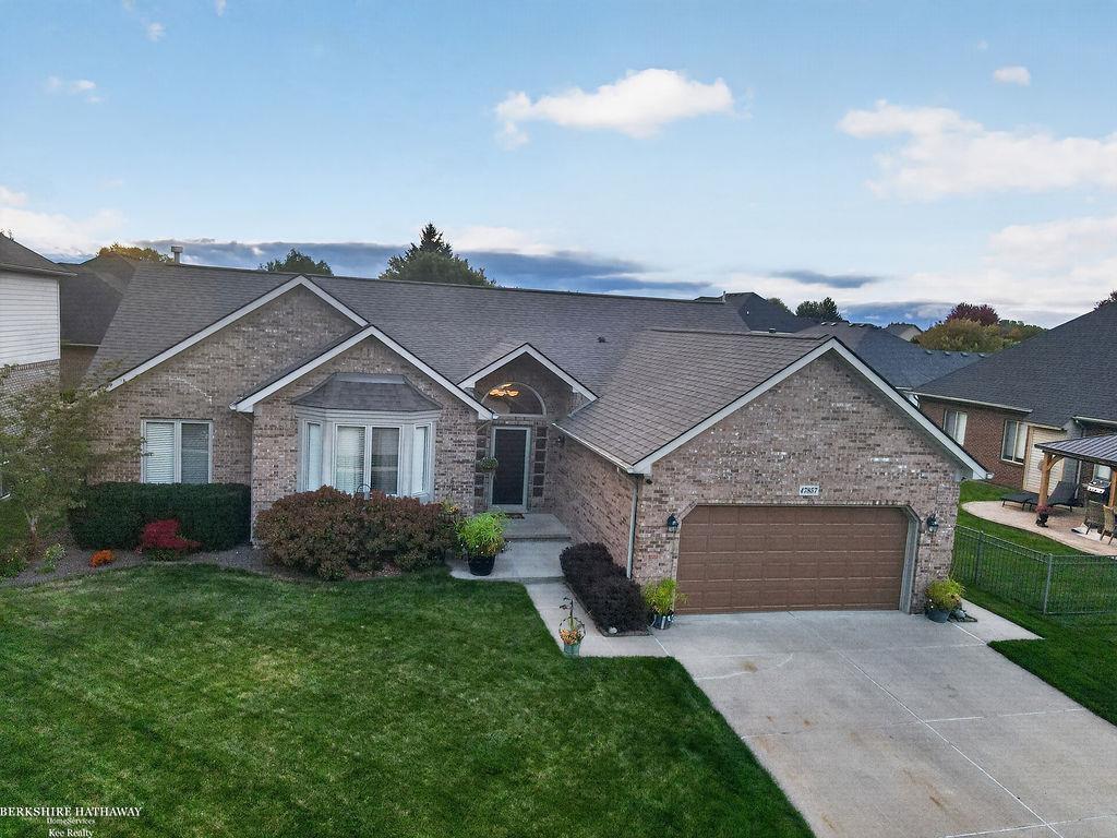 Photo 3 of Single family home for sale at 47857 Kent Dr, Macomb, MI 48044 | MLS# 58050225386 | Listing updated on 2026-10-21