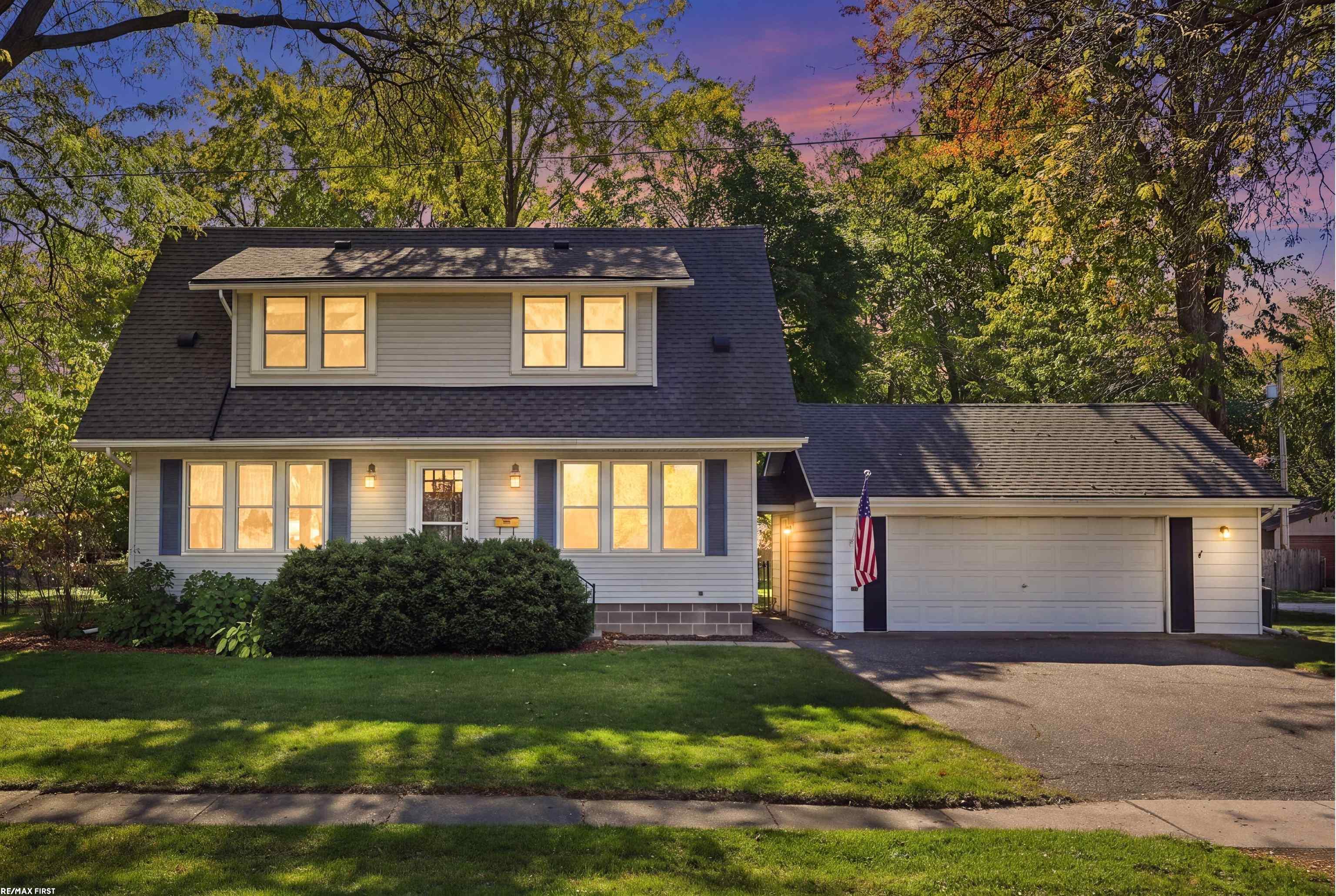 Photo 1 of Single family home for sale at 16650 Kingston St, Fraser, MI 48026 | MLS# 58050225462 | Listing updated on 2026-10-21