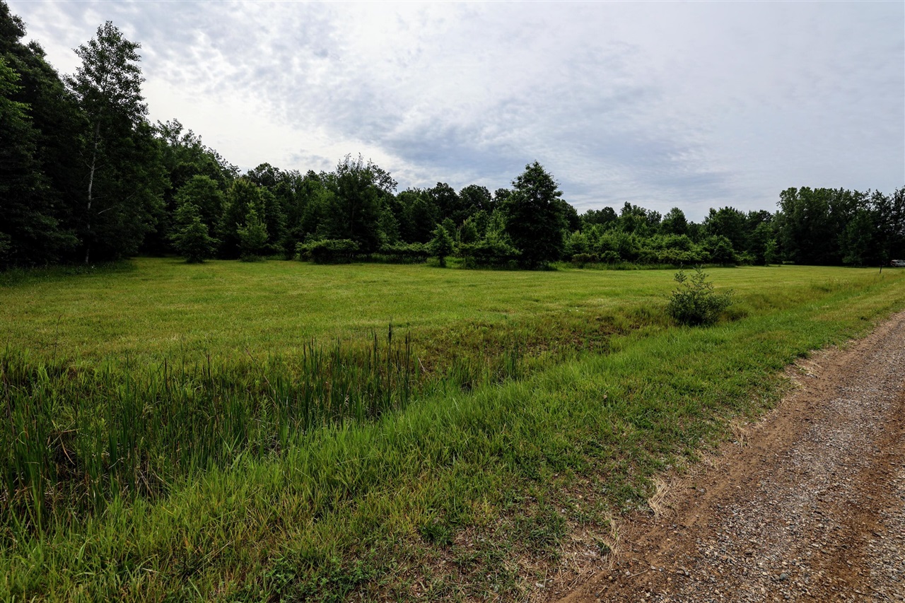 27015 50th St, Bangor, MI, 49013