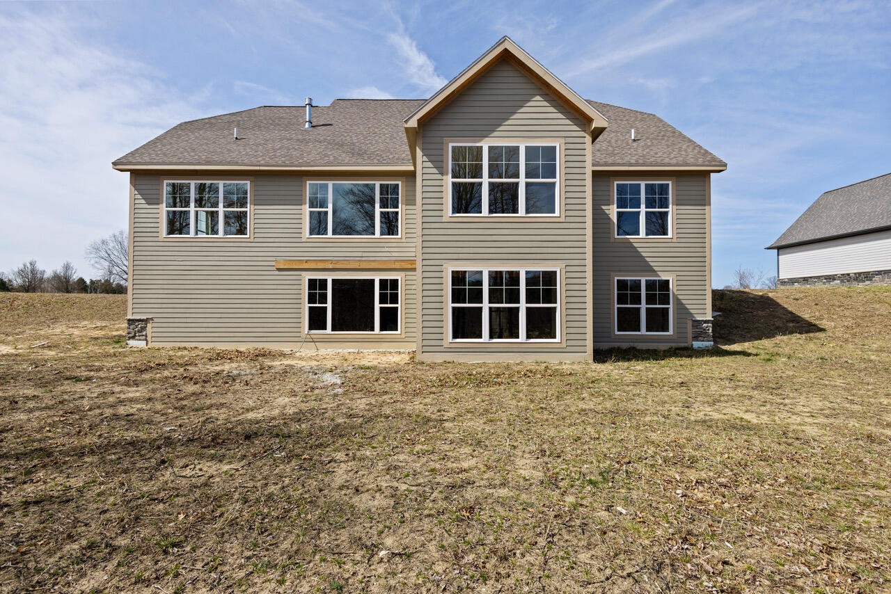 Photo 3 of Single family home for sale at 11290 Killarney Dr Dr, Stanwood, MI 49346 | MLS# 70400172 | Listing updated on 2026-10-01