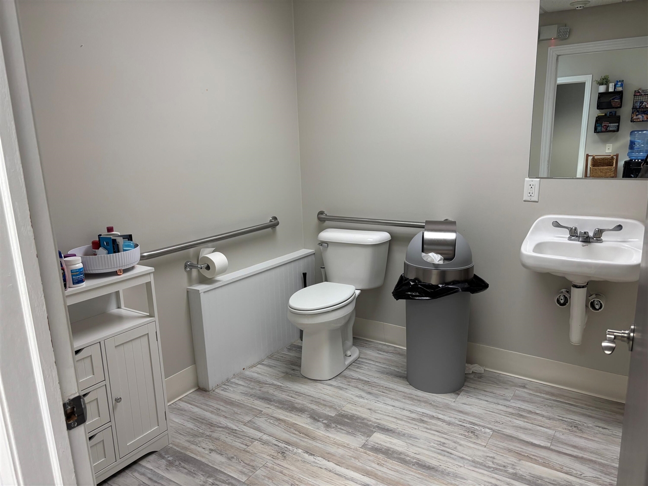 5787 Stadium Drive, Kalamazoo, MI, 49009