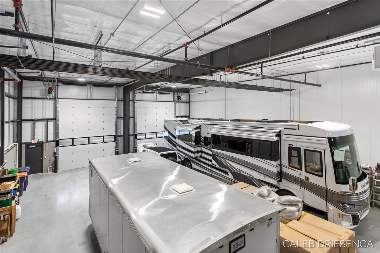 460 Cleveland Avenue, Holland, MI, 49423