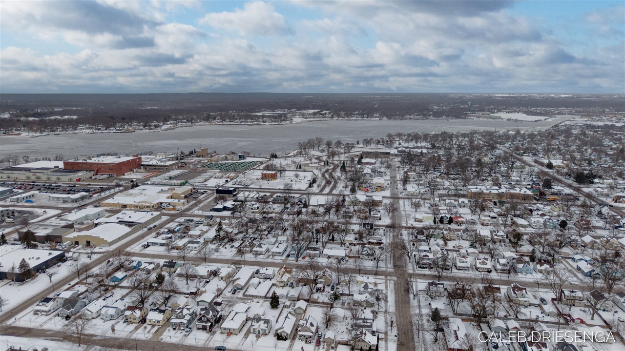 460 Cleveland Avenue, Holland, MI, 49423