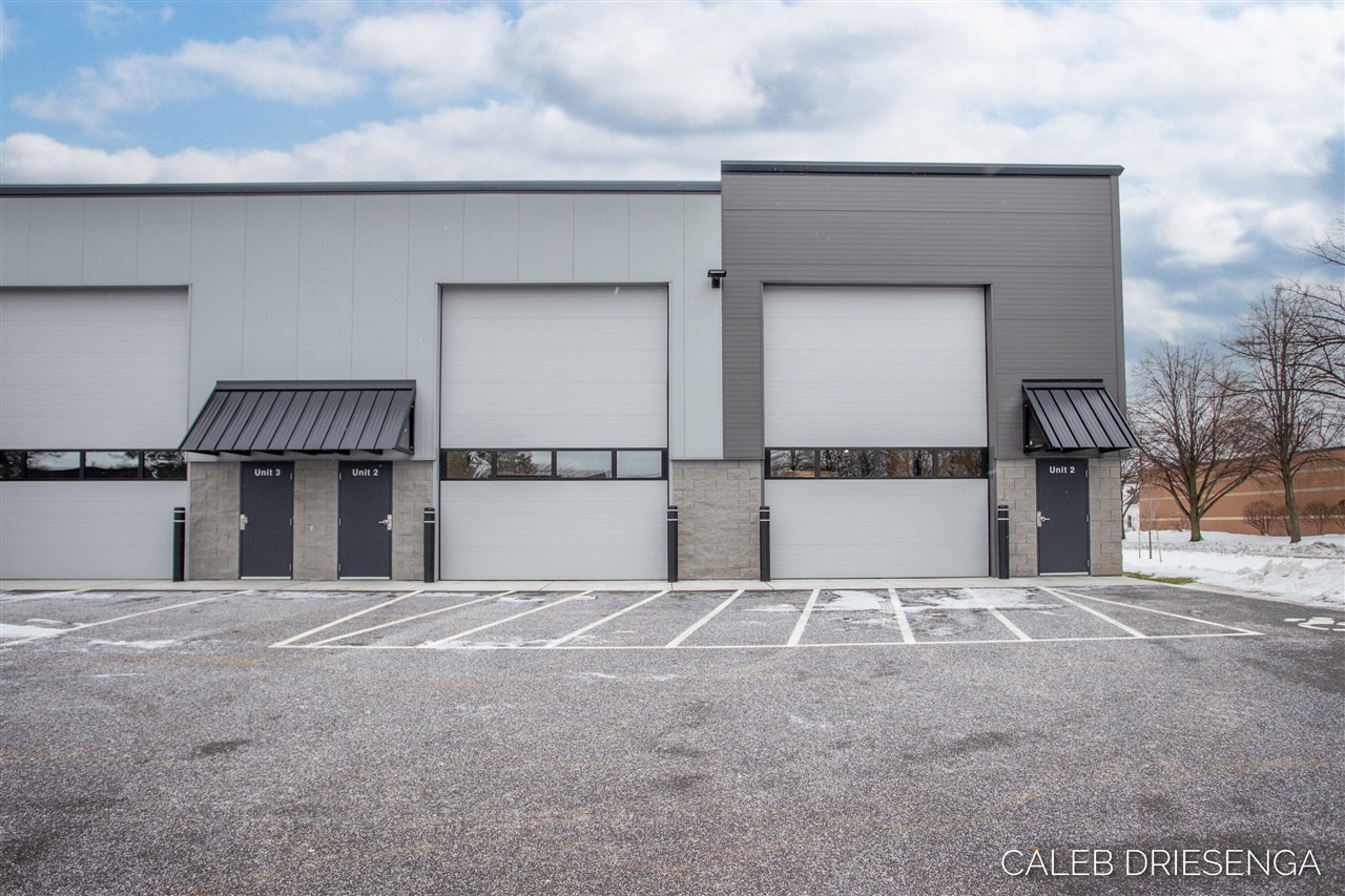 460 Cleveland Avenue, Holland, MI, 49423