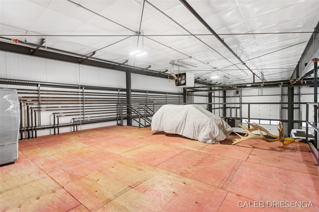 460 Cleveland Avenue, Holland, MI, 49423