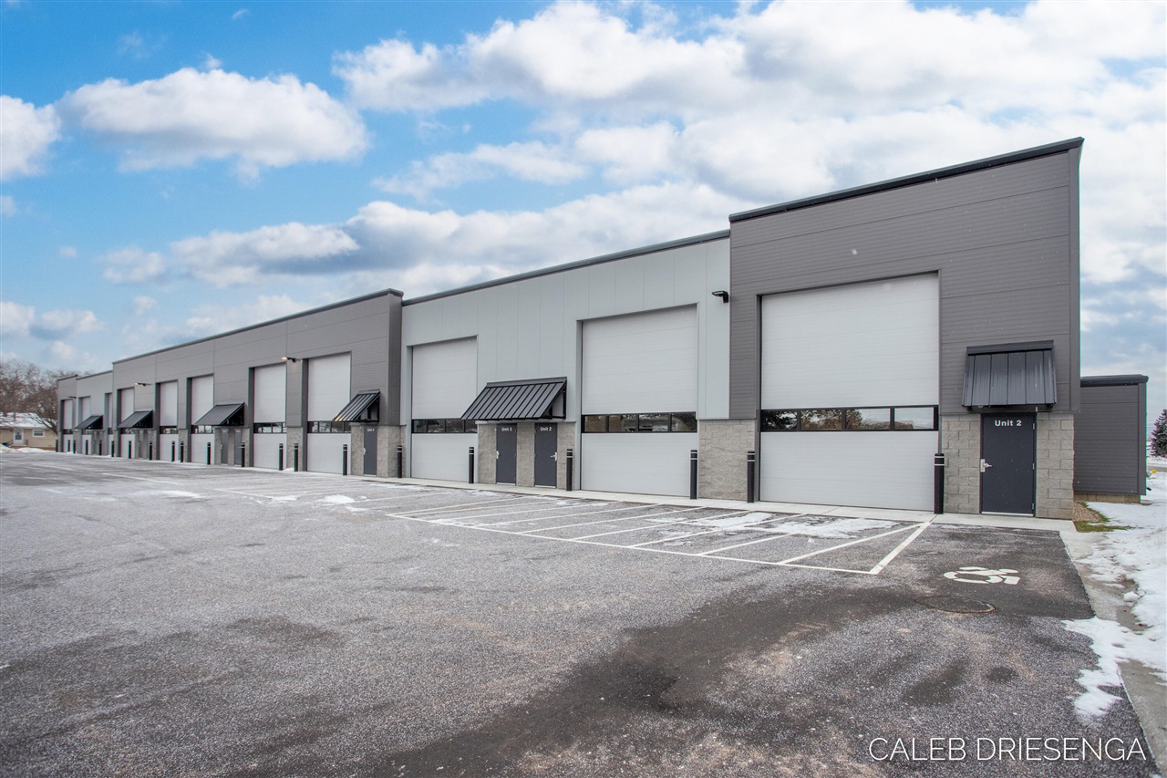 460 Cleveland Avenue, Holland, MI, 49423
