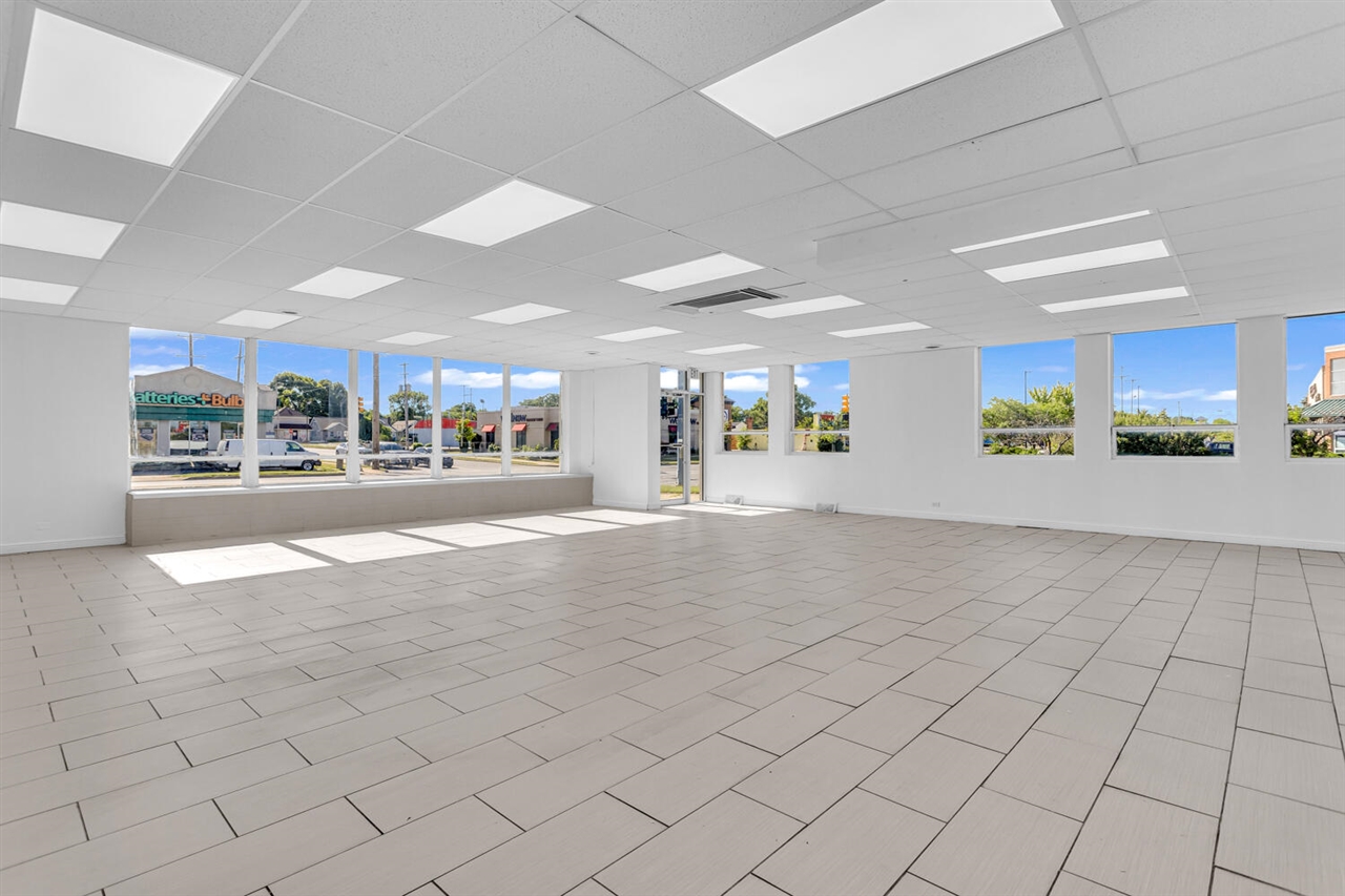 1400 N West Avenue, Jackson, MI, 49202-2053