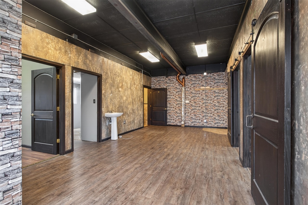 1400 N West Avenue, Jackson, MI, 49202-2053