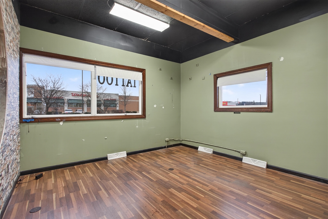 1400 N West Avenue, Jackson, MI, 49202-2053