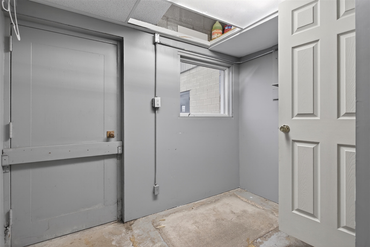 1400 N West Avenue, Jackson, MI, 49202-2053