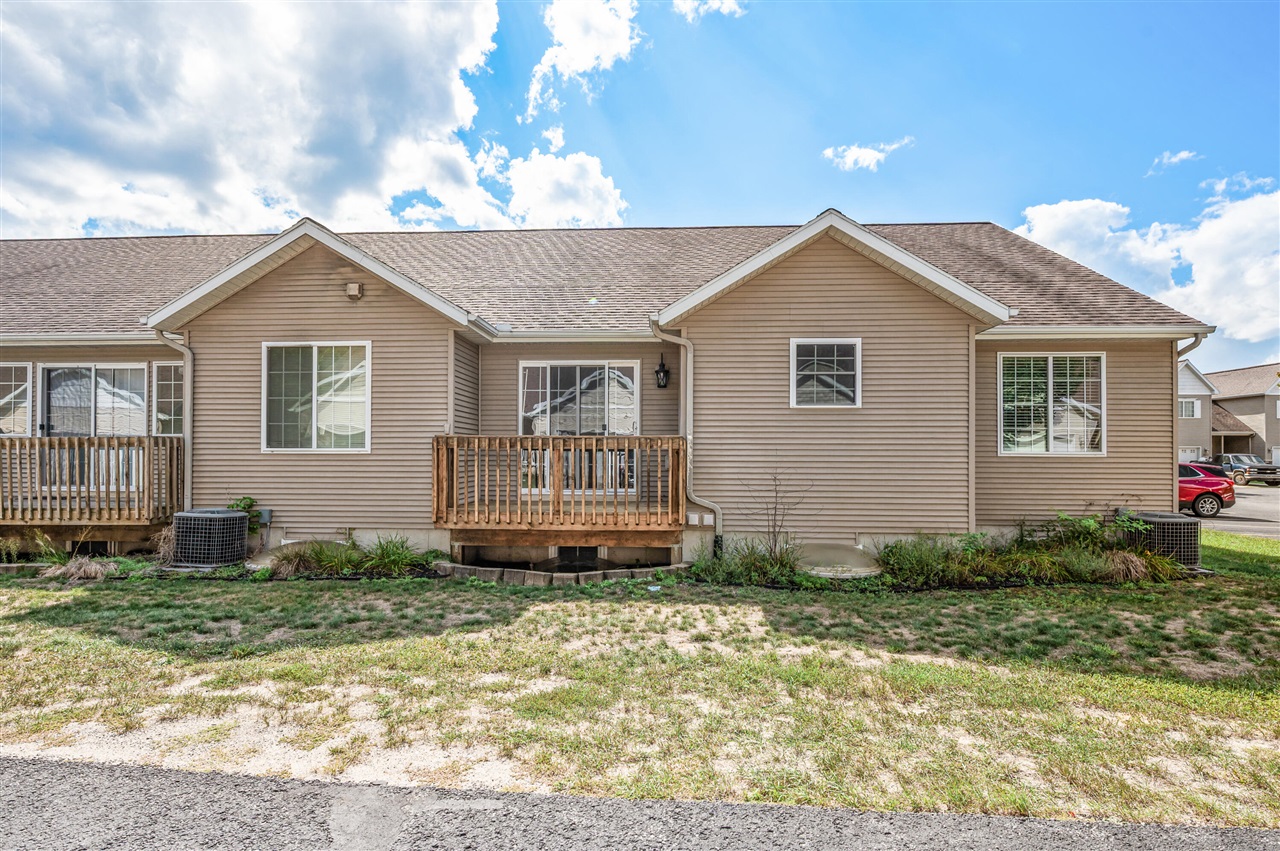 Photo 3 of Condo for sale at 722 Tioga Park #722, Big Rapids, MI 49307 | MLS# 70427502 | Listing updated on 2026-10-05