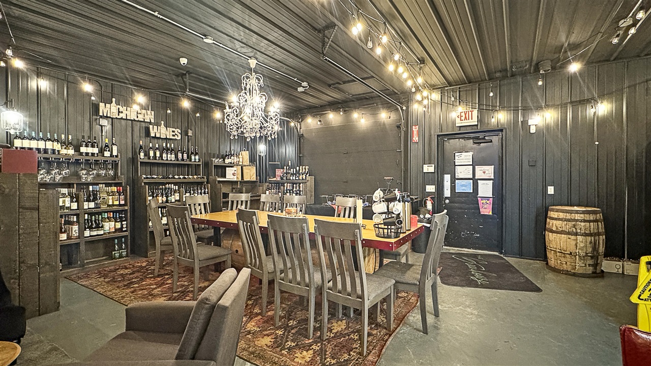 916 S Mitchell Street, Cadillac, MI, 49601