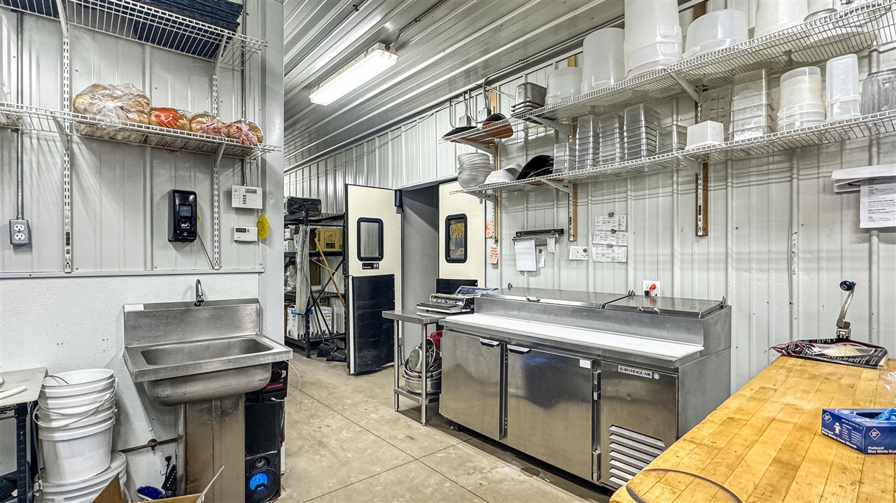 916 S Mitchell Street, Cadillac, MI, 49601